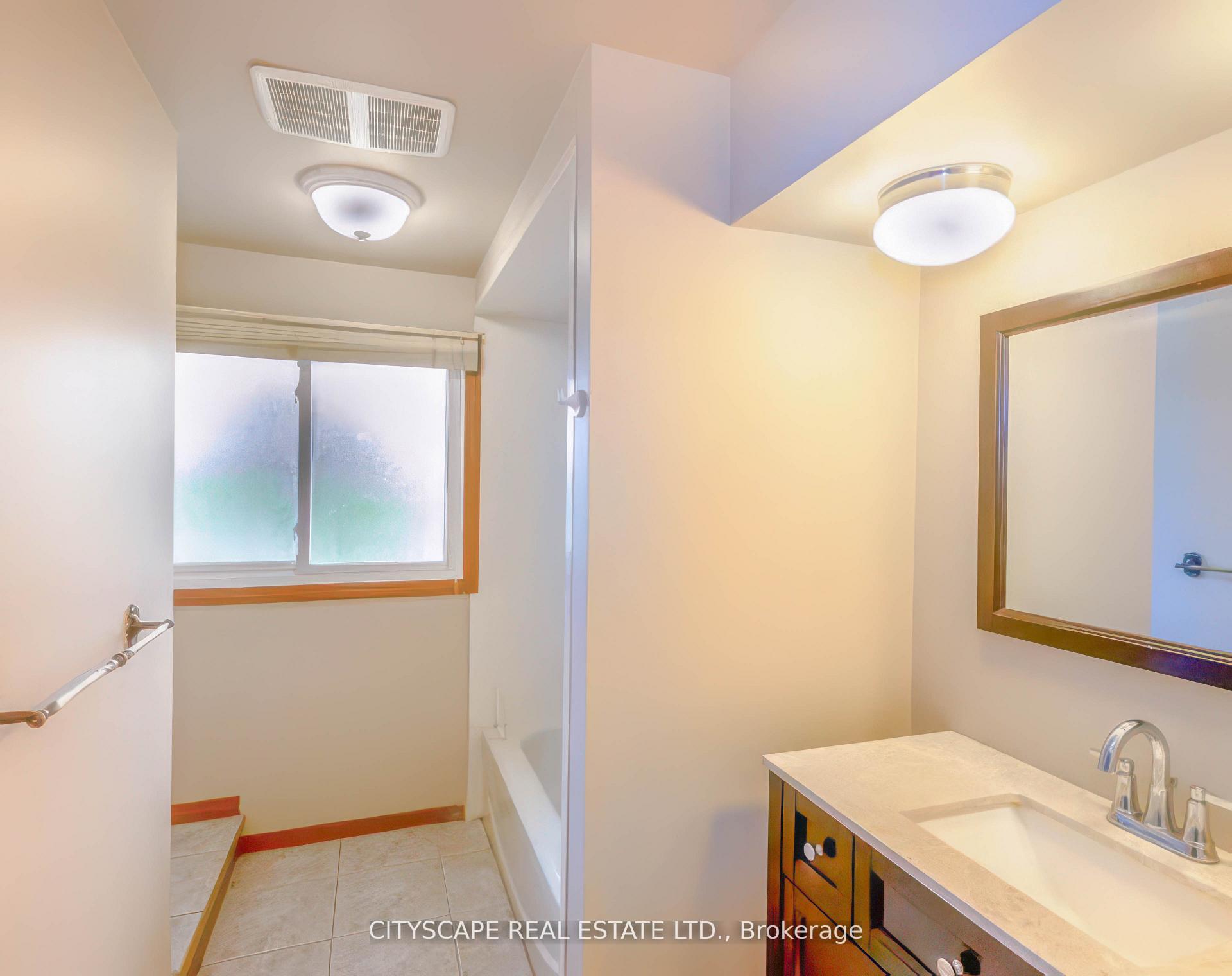 Photo 24 of 59 Romy Crescent, Thorold, Confederation Heights — HOMEH