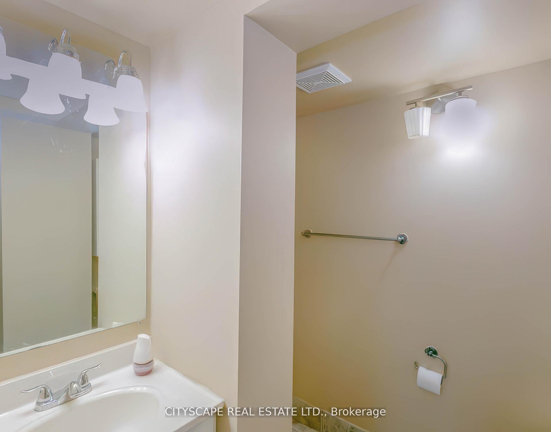 Photo 32 of 59 Romy Crescent, Thorold, Confederation Heights — HOMEH