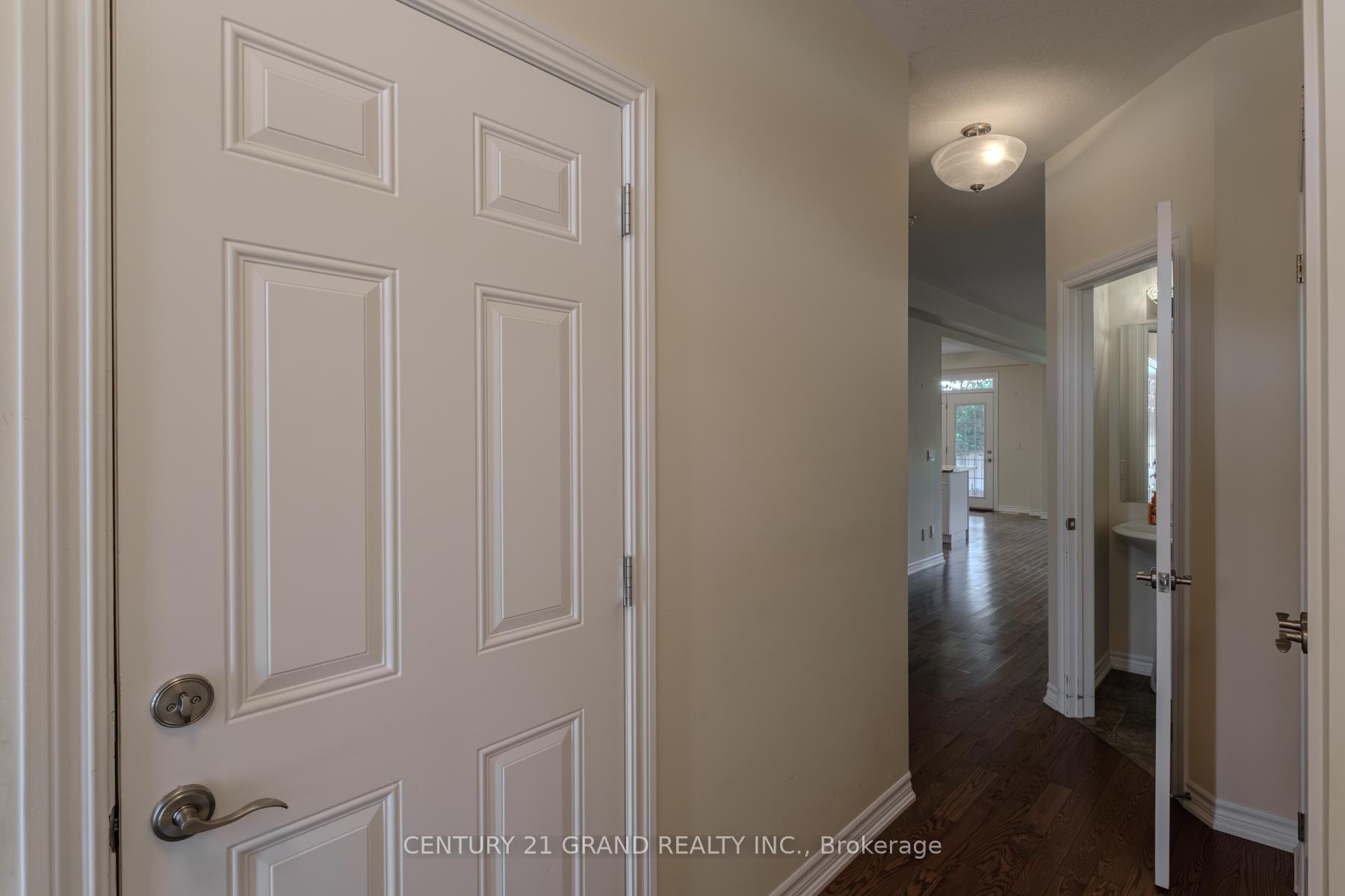 Photo 6 of Unit 2, 80 Willow Street, Brant, Paris — HOMEH