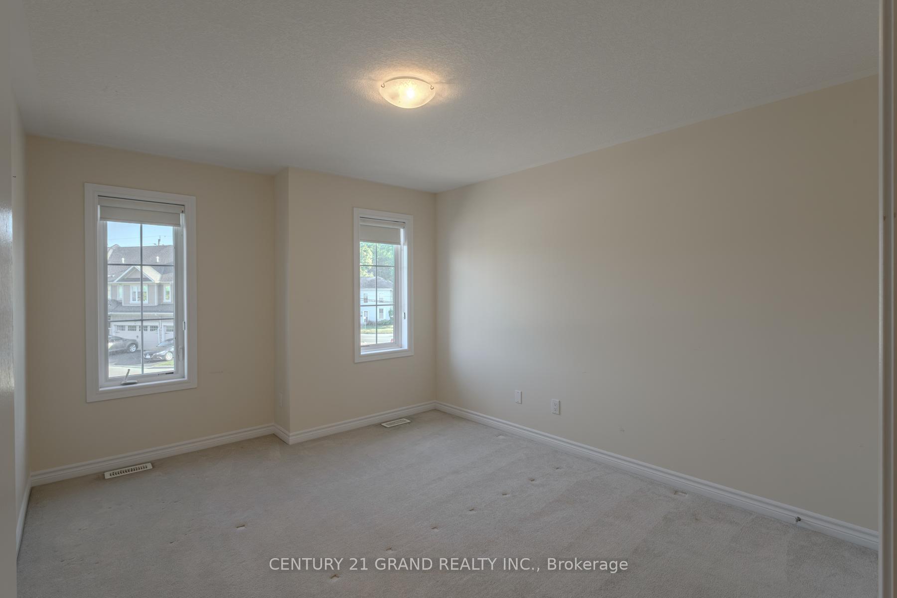 Photo 16 of Unit 2, 80 Willow Street, Brant, Paris — HOMEH