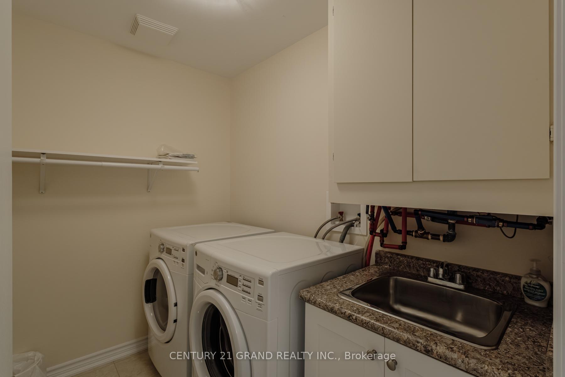 Photo 21 of Unit 2, 80 Willow Street, Brant, Paris — HOMEH