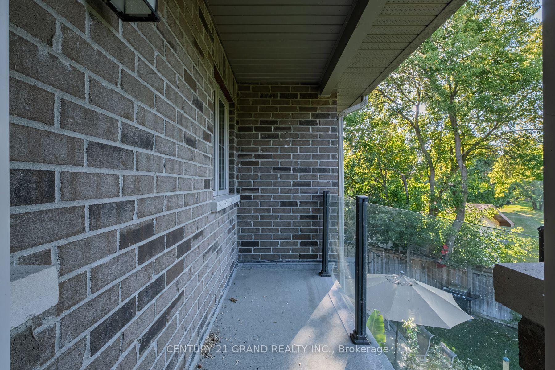 Photo 26 of Unit 2, 80 Willow Street, Brant, Paris — HOMEH