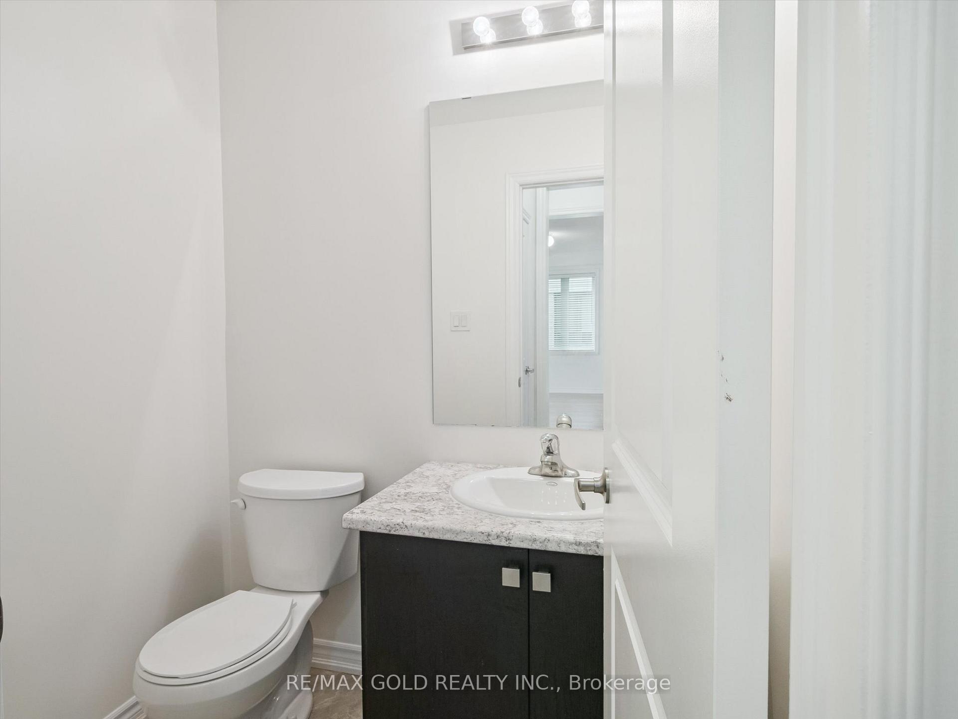 Photo 11 of 6 Bannister Road, Barrie, Rural Barrie Southeast — HOMEH