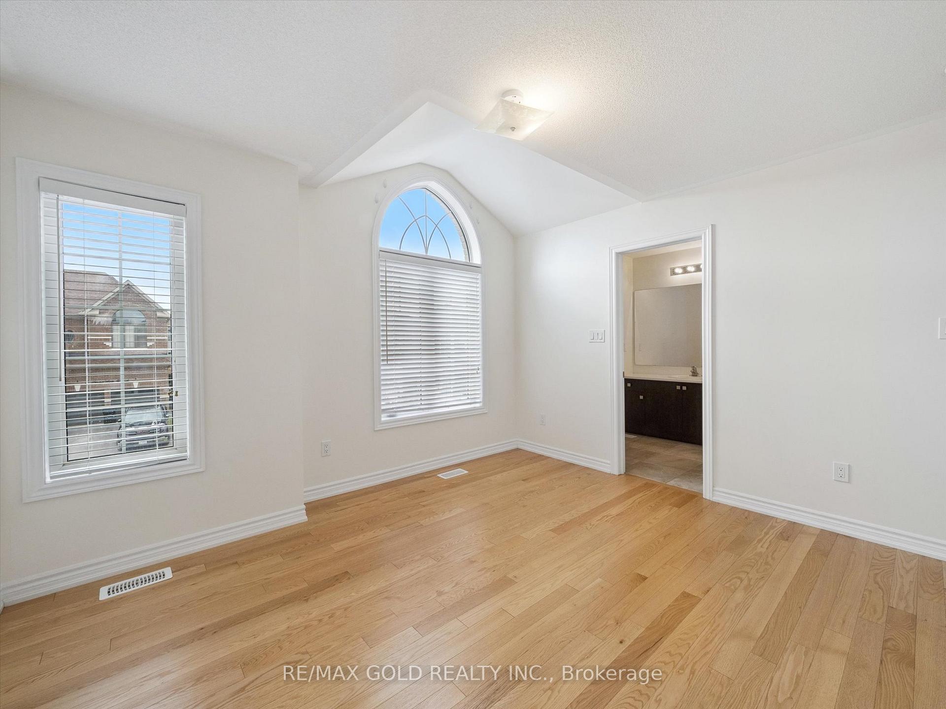 Photo 15 of 6 Bannister Road, Barrie, Rural Barrie Southeast — HOMEH