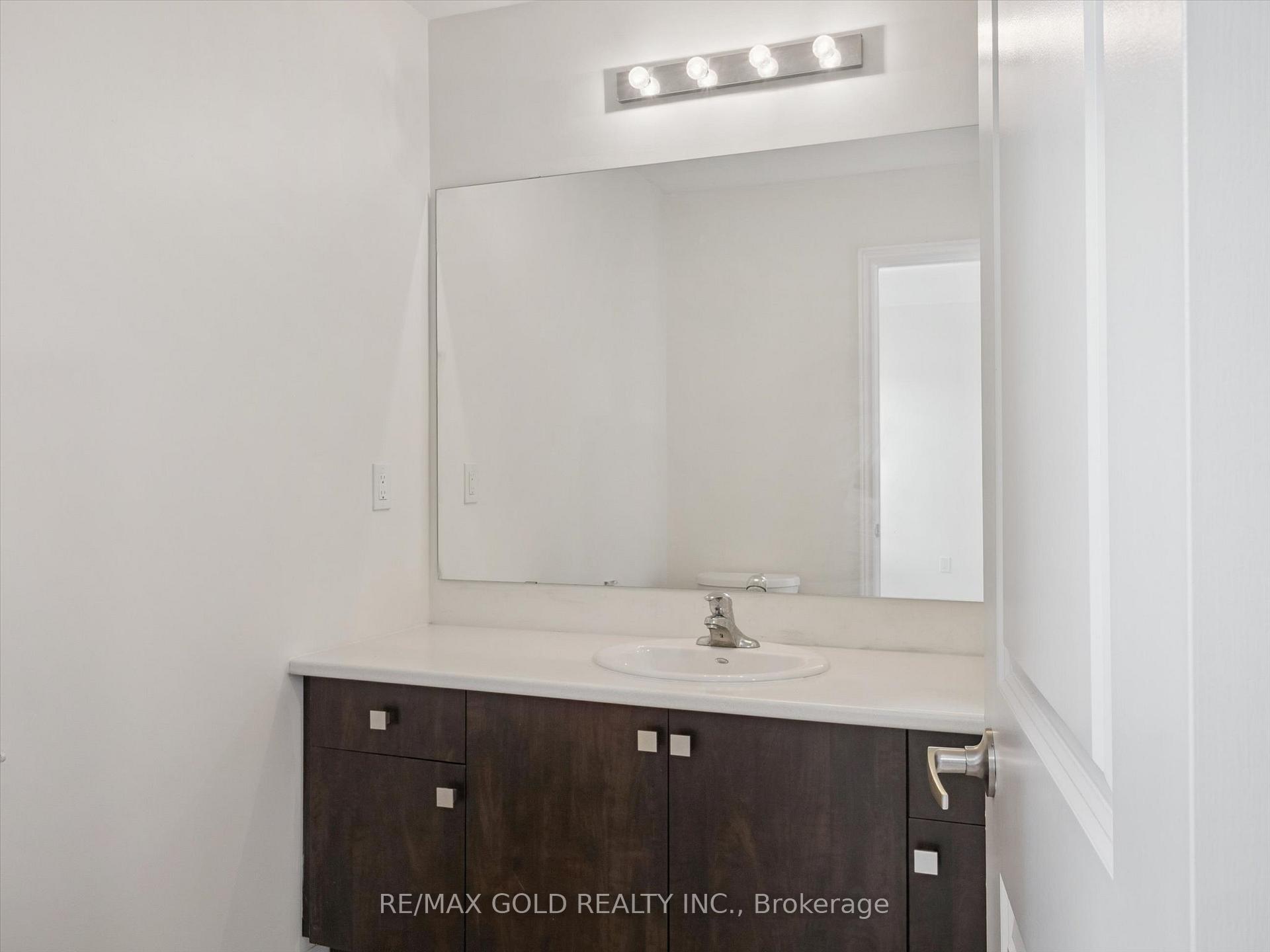 Photo 16 of 6 Bannister Road, Barrie, Rural Barrie Southeast — HOMEH