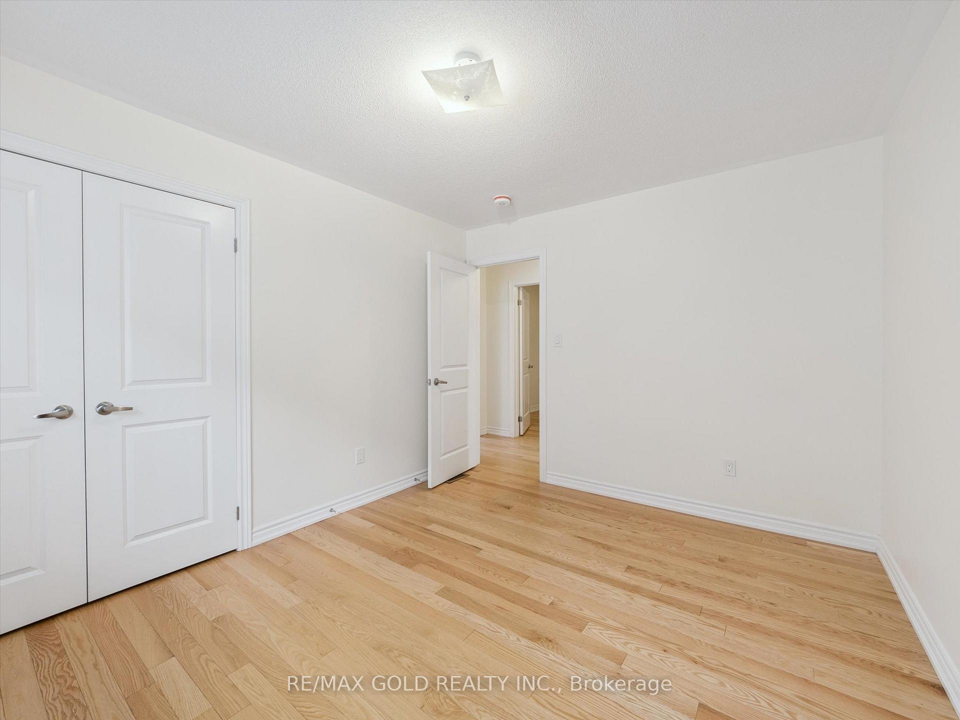 Photo 26 of 6 Bannister Road, Barrie, Rural Barrie Southeast — HOMEH