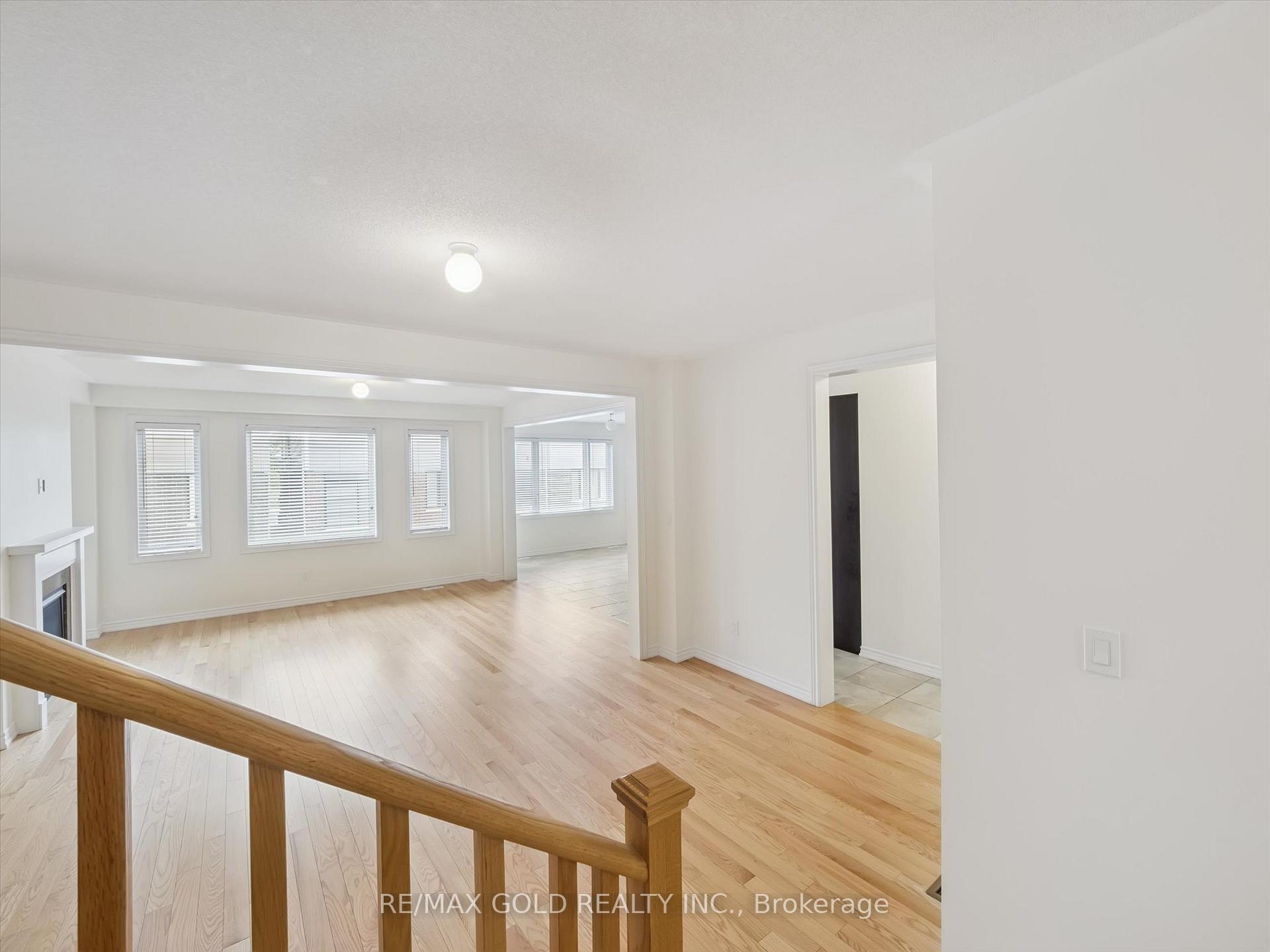 Photo 31 of 6 Bannister Road, Barrie, Rural Barrie Southeast — HOMEH