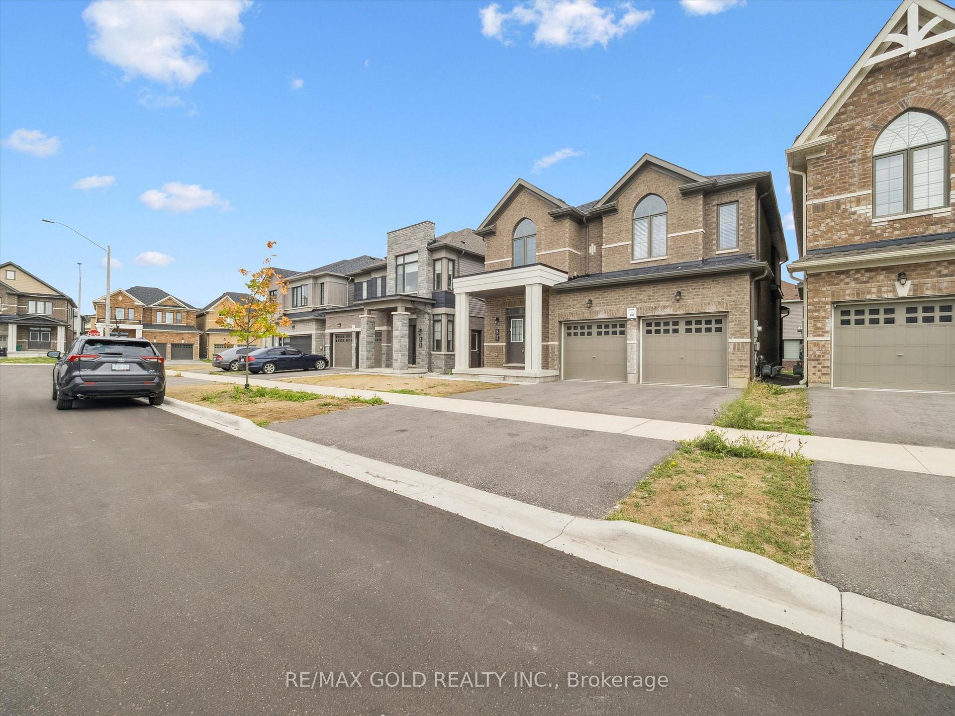 Photo 33 of 6 Bannister Road, Barrie, Rural Barrie Southeast — HOMEH