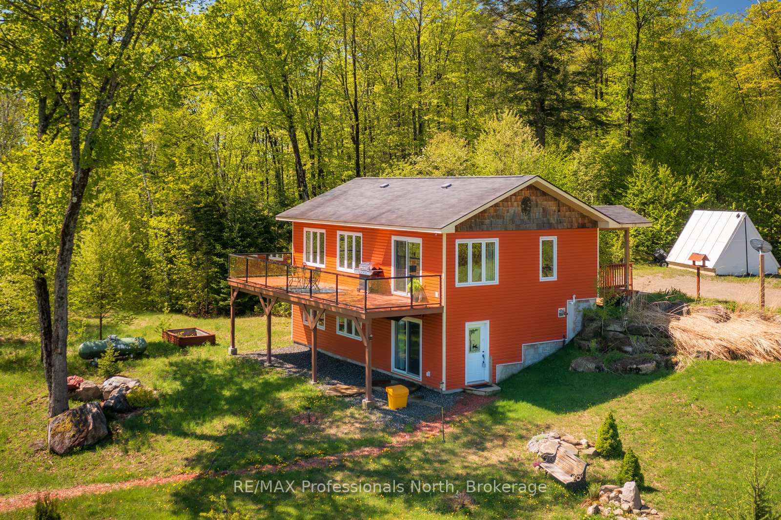 Photo 1 of 4043 Highway 60, Algonquin Highlands, McClintock — HOMEH
