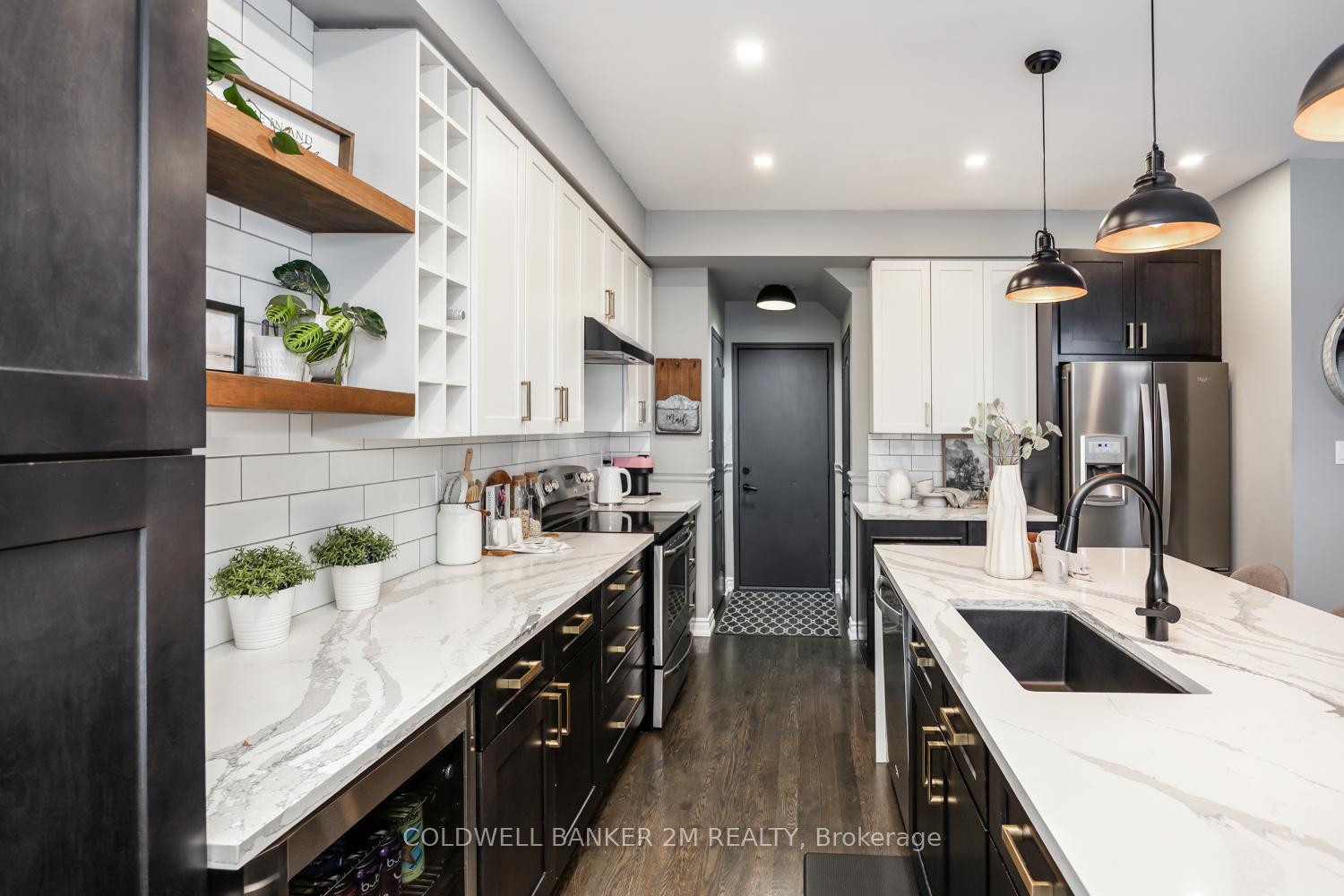Photo 8 of 2 Woodbine Place, Oshawa, Windfields — HOMEH
