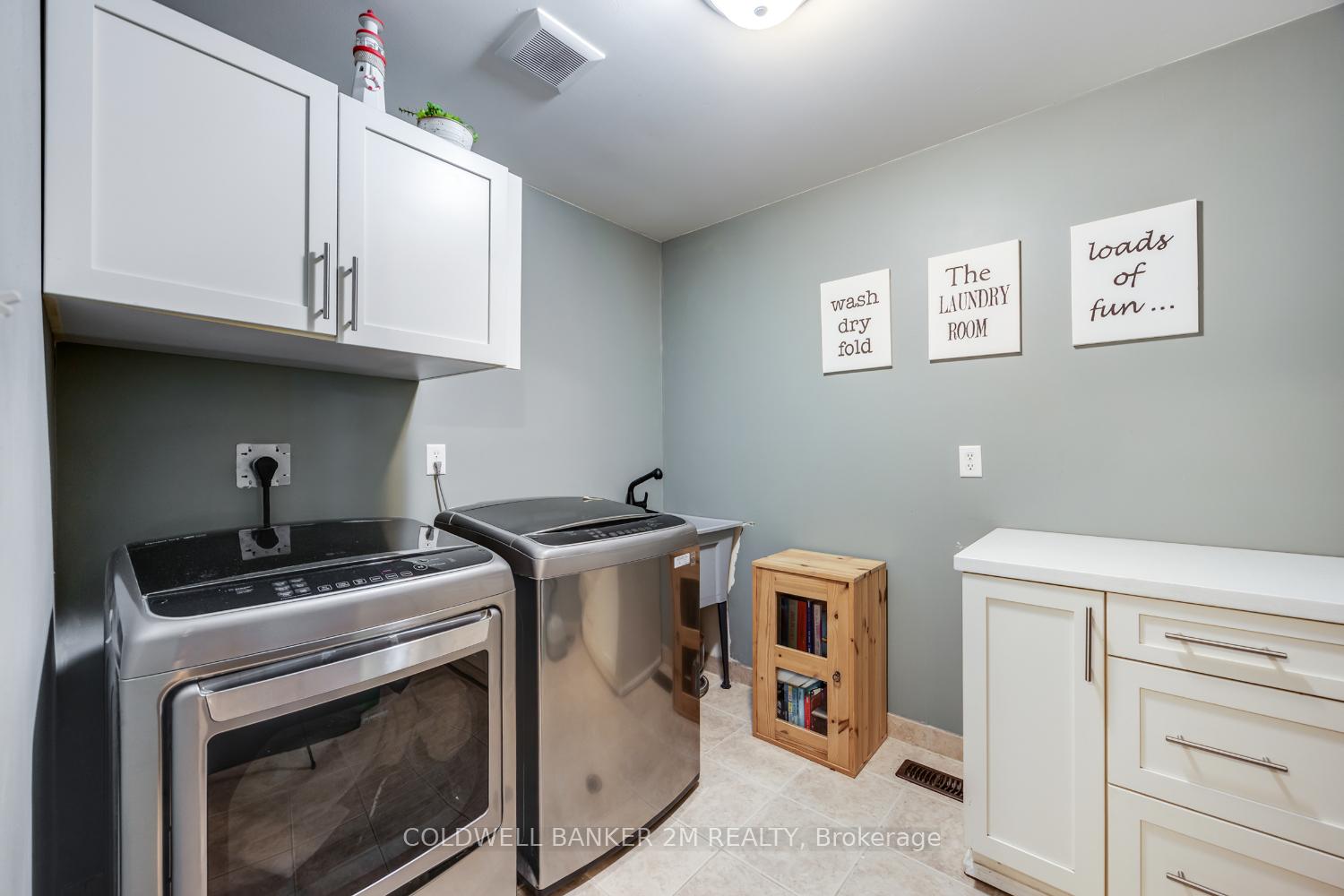 Photo 19 of 2 Woodbine Place, Oshawa, Windfields — HOMEH