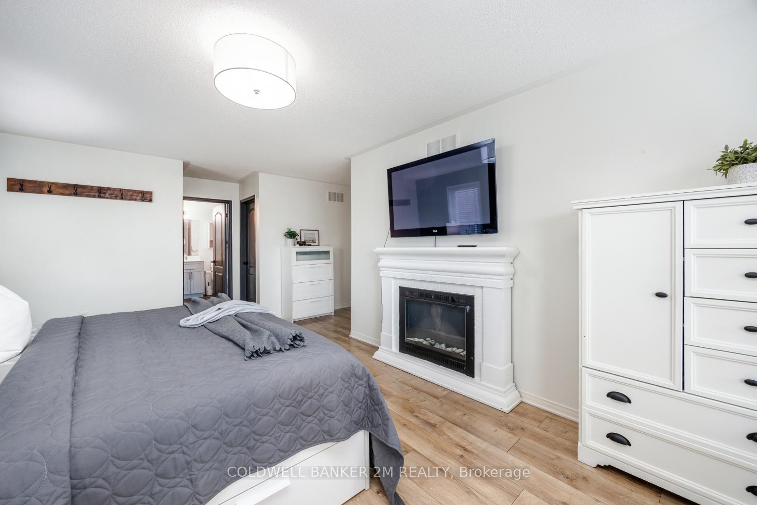 Photo 20 of 2 Woodbine Place, Oshawa, Windfields — HOMEH
