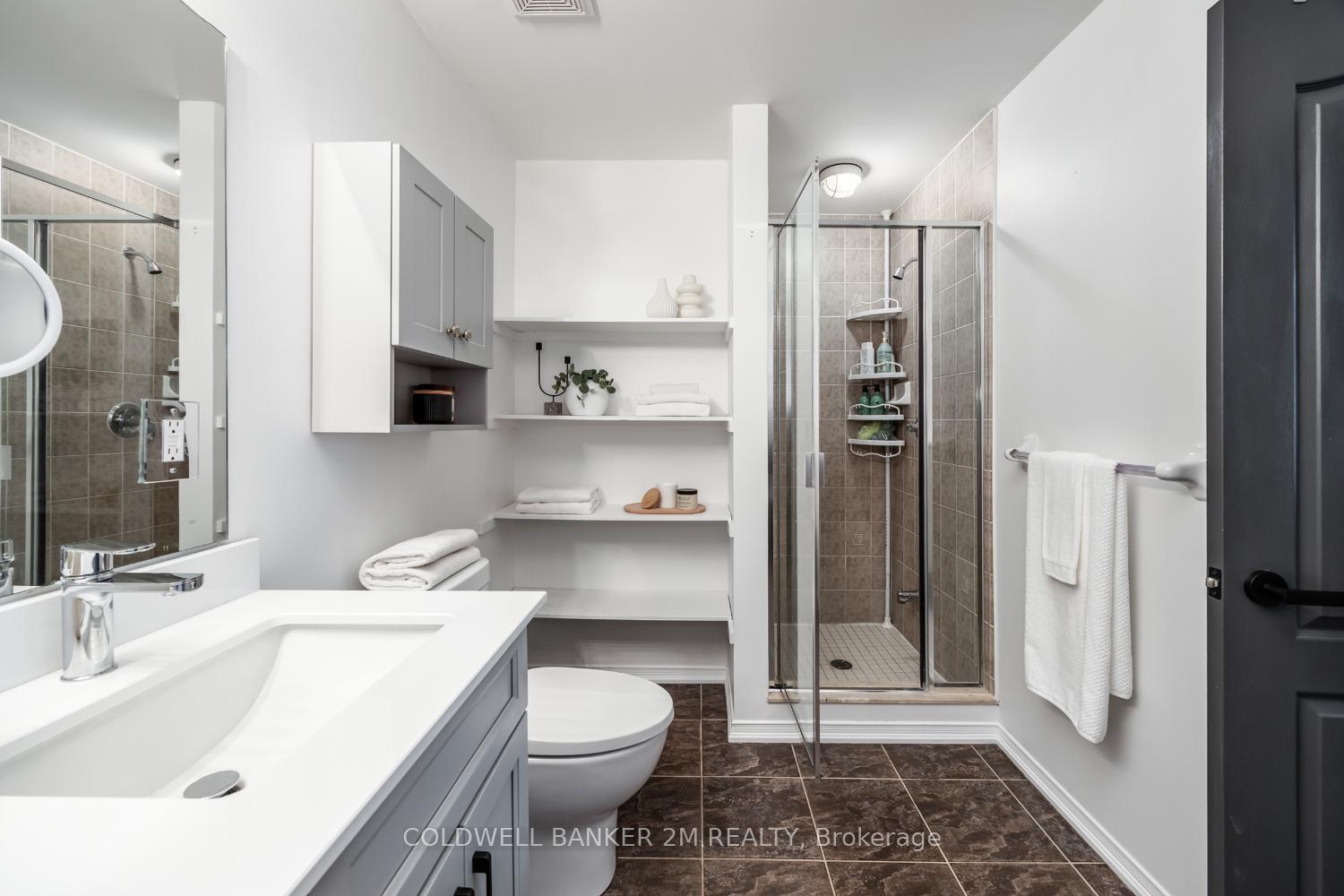Photo 23 of 2 Woodbine Place, Oshawa, Windfields — HOMEH