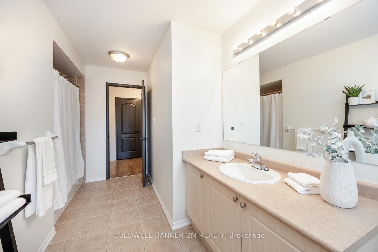 Photo 31 of 2 Woodbine Place, Oshawa, Windfields — HOMEH
