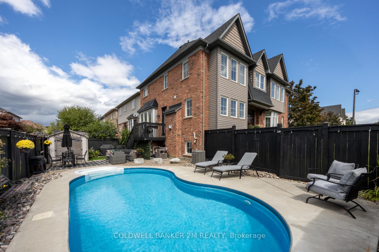 Photo 36 of 2 Woodbine Place, Oshawa, Windfields — HOMEH