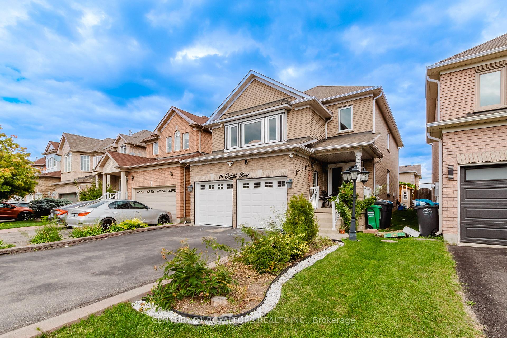 Photo 15 of 19 Oxtail Lane, Brampton, Fletcher's Creek Village — HOMEH