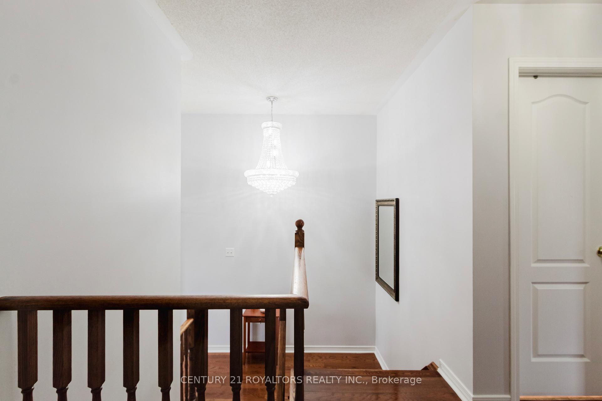 Photo 40 of 19 Oxtail Lane, Brampton, Fletcher's Creek Village — HOMEH