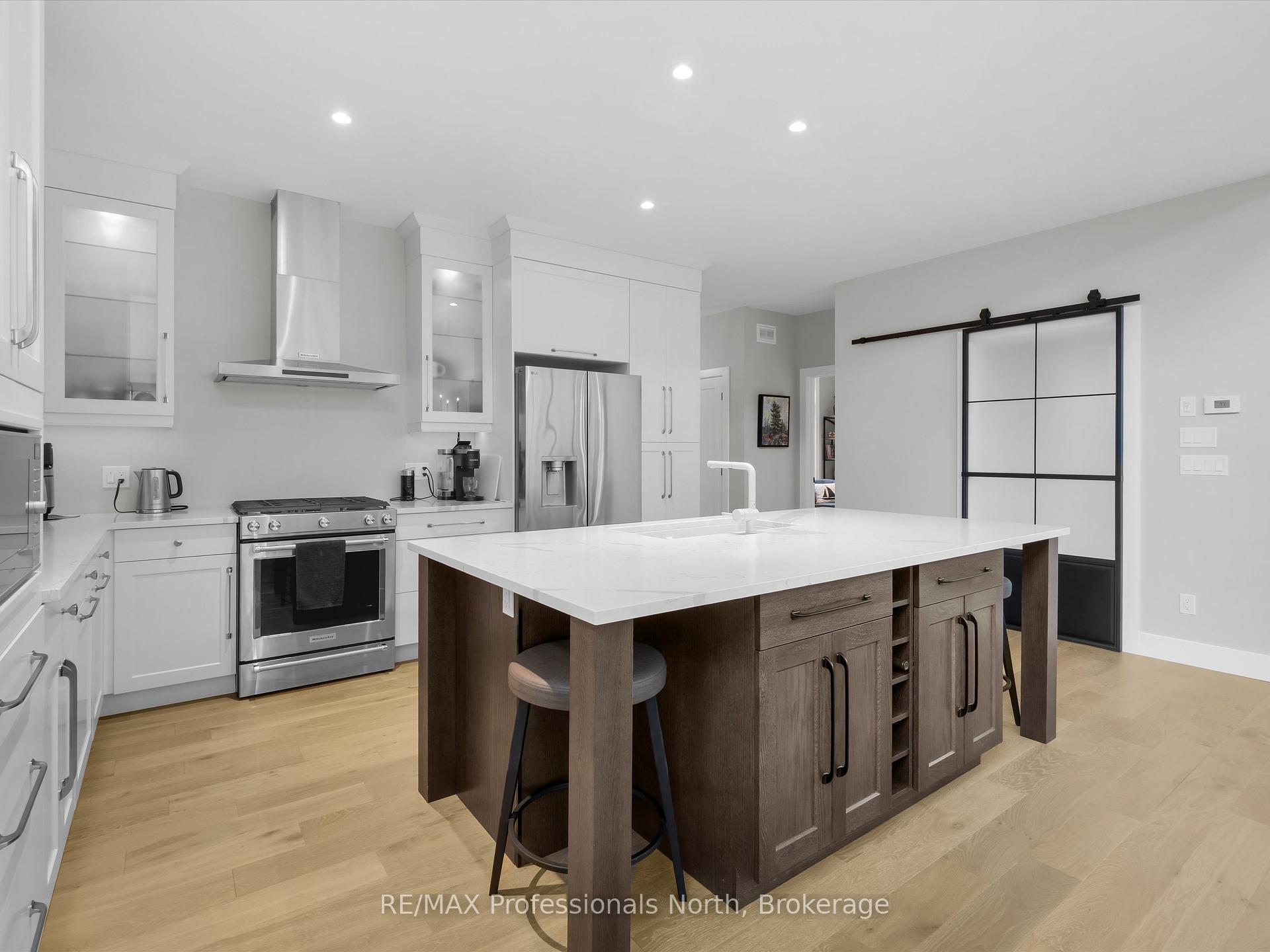 Photo 15 of 211 Holditch Street, Bracebridge, Monck (Bracebridge) — HOMEH