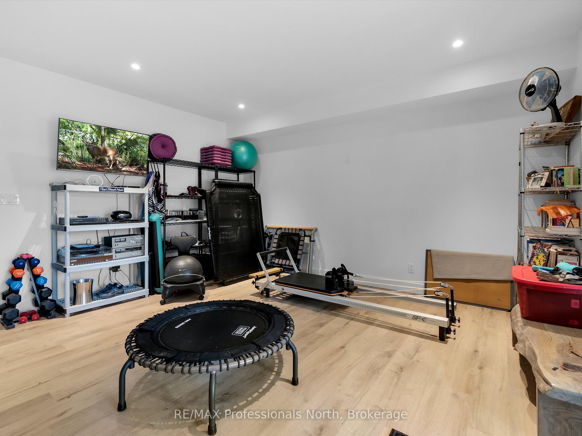 Photo 31 of 211 Holditch Street, Bracebridge, Monck (Bracebridge) — HOMEH