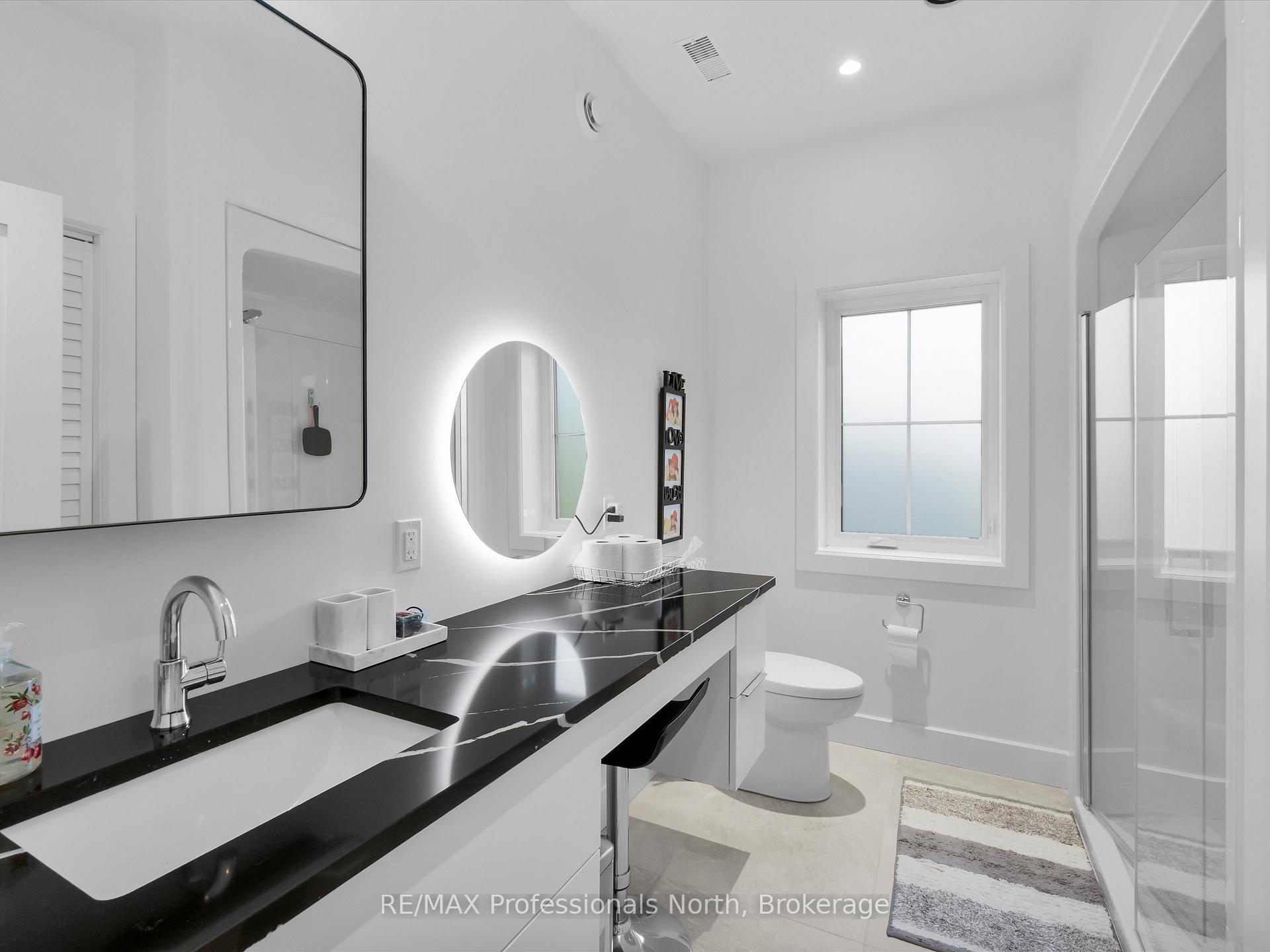 Photo 39 of 211 Holditch Street, Bracebridge, Monck (Bracebridge) — HOMEH