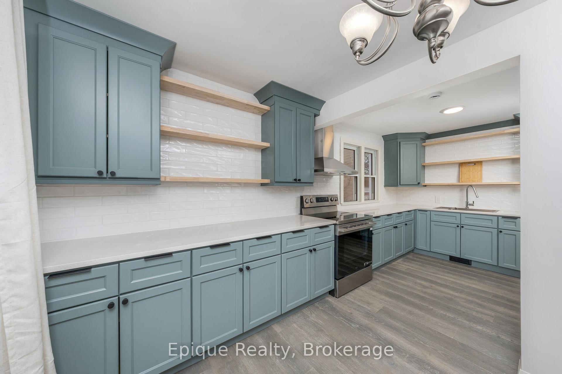 Photo 33 of 690 Rosedale Avenue, Sarnia — HOMEH