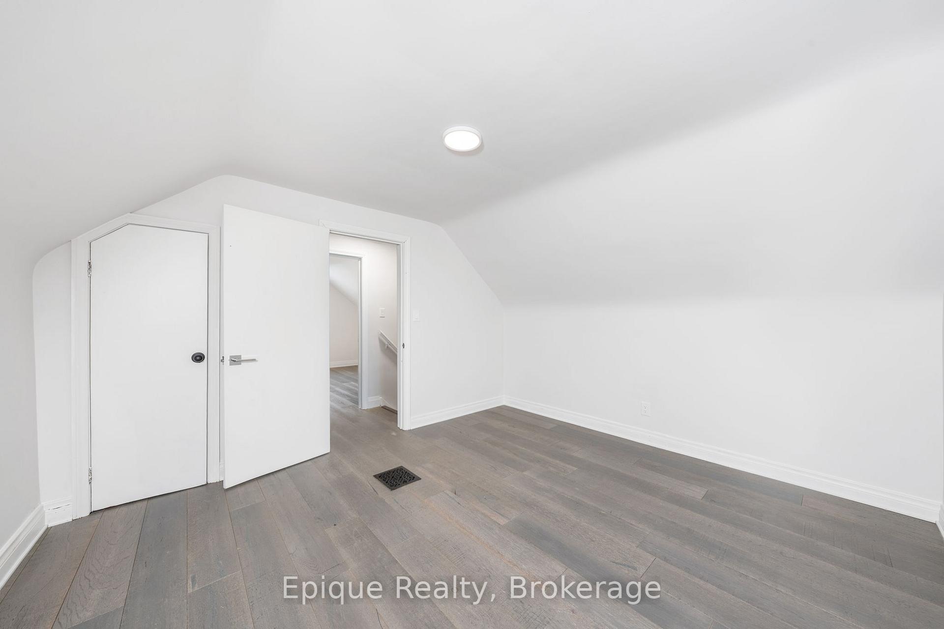 Photo 46 of 690 Rosedale Avenue, Sarnia — HOMEH