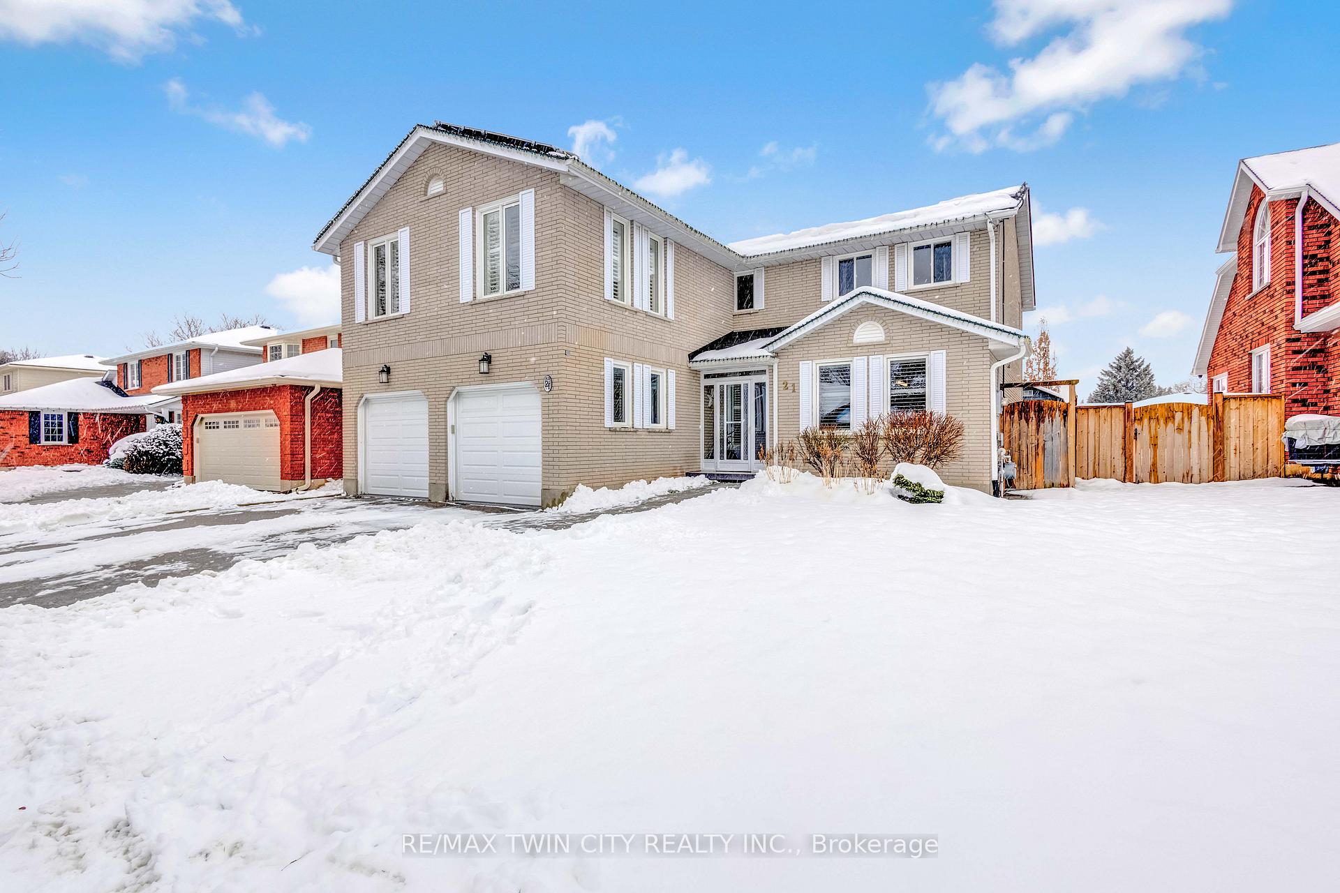 Front of 21 Riva Ridge