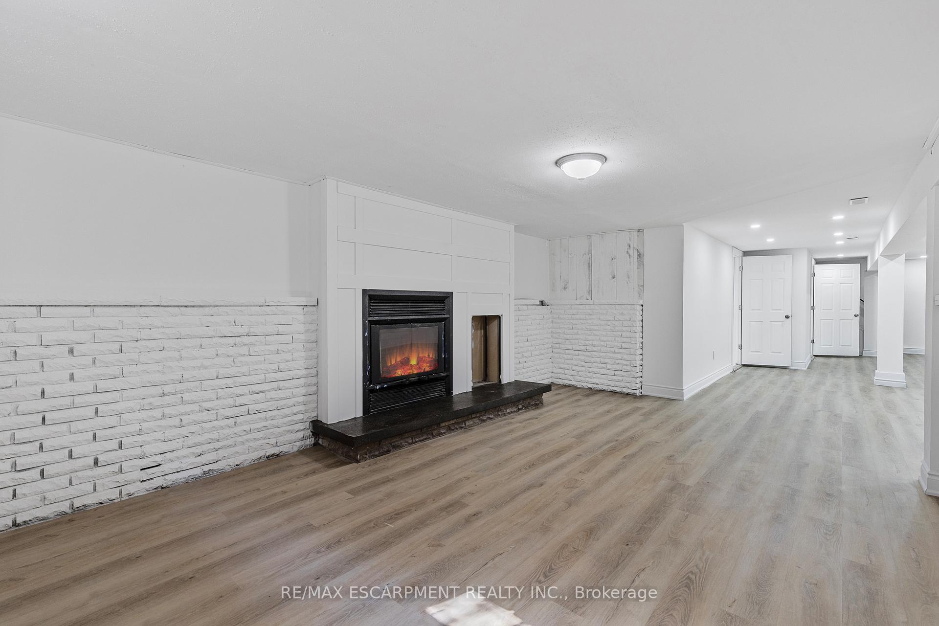Photo 25 of 585 Fifth Road E, Hamilton, Stoney Creek — HOMEH