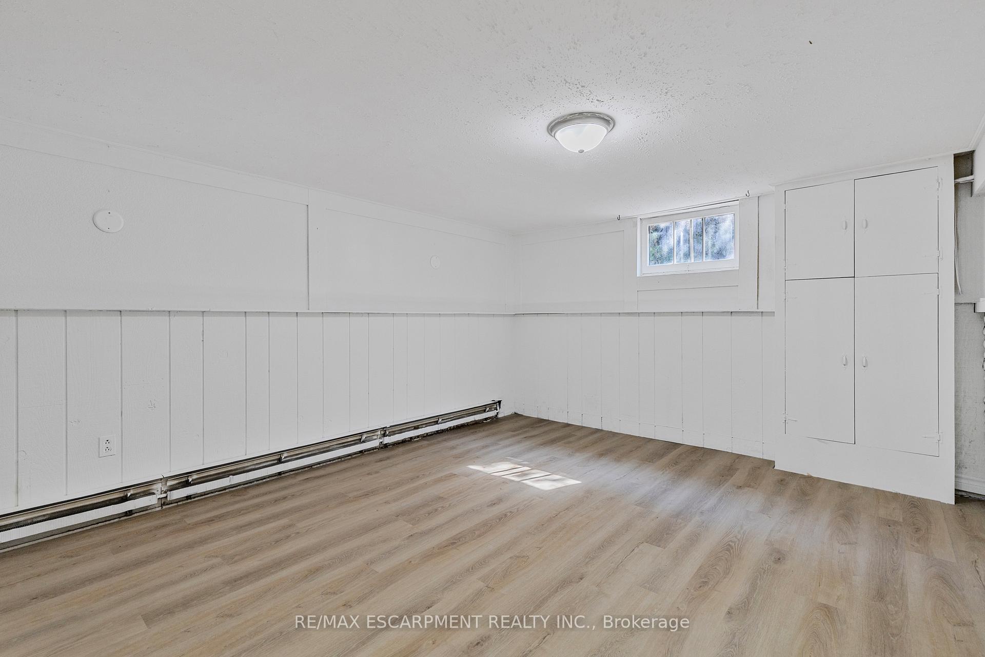 Photo 19 of 585 Fifth Road E, Hamilton, Stoney Creek — HOMEH
