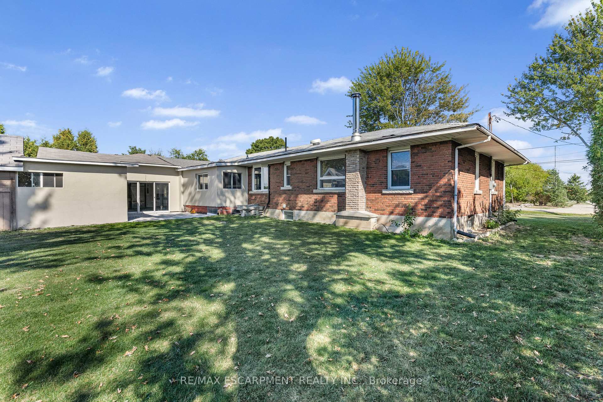 Photo 36 of 585 Fifth Road E, Hamilton, Stoney Creek — HOMEH