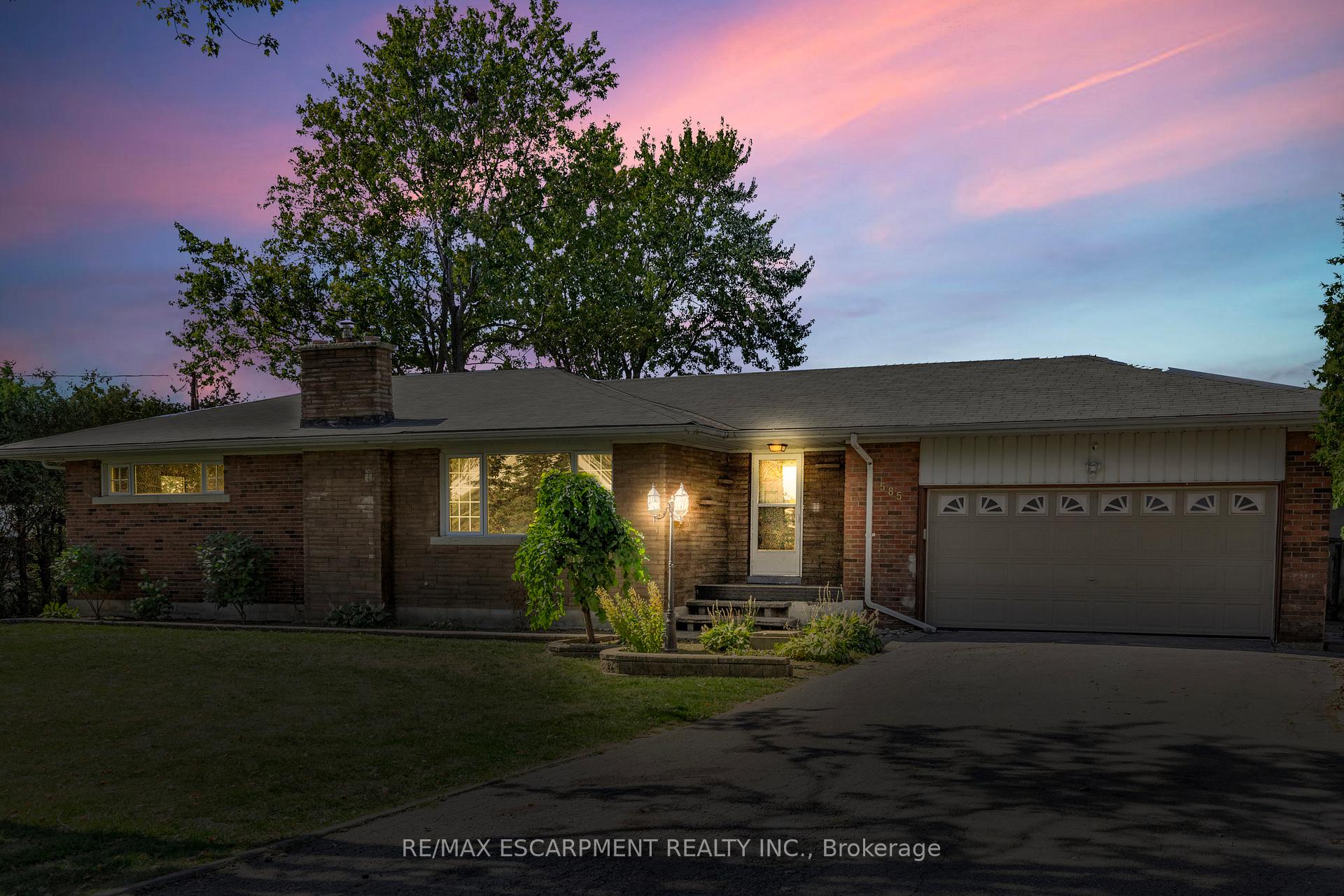 Photo 43 of 585 Fifth Road E, Hamilton, Stoney Creek — HOMEH