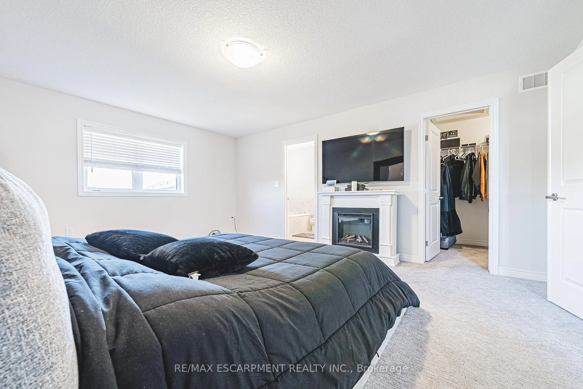 Photo 32 of 21 Zoe Lane, Hamilton, Rural Glanbrook — HOMEH