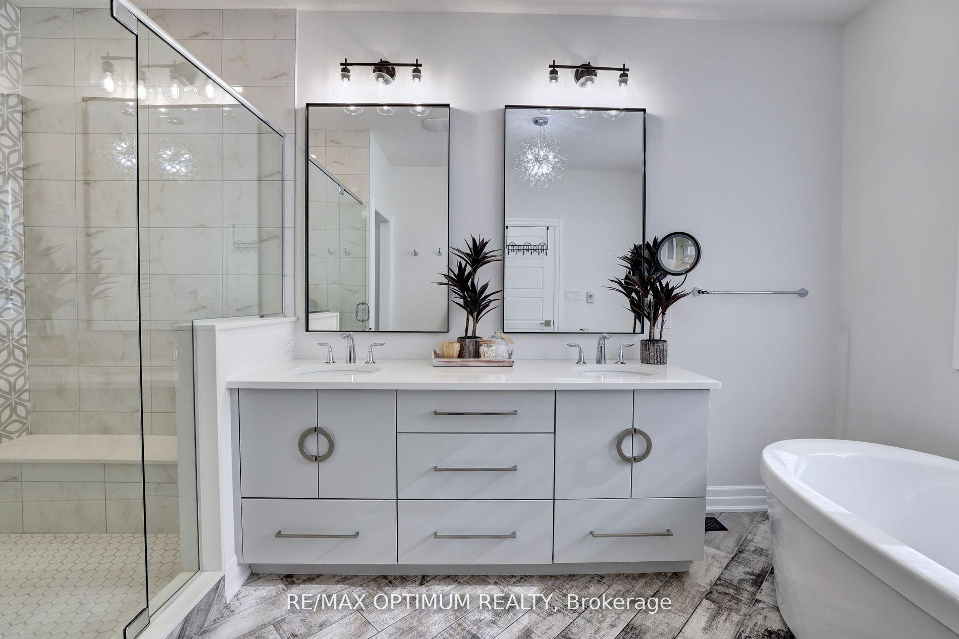 Photo 17 of 23 Whitcombe Way, Puslinch, Morriston — HOMEH