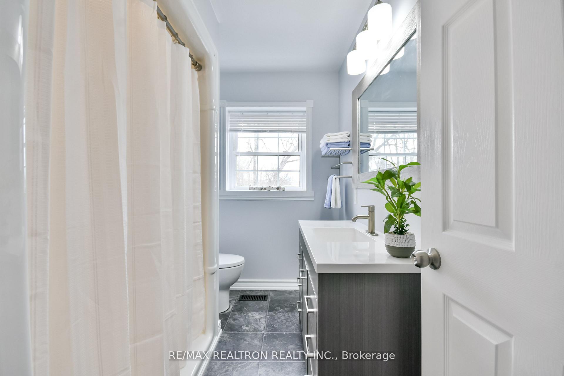 Photo 27 of 5872 Yonge Street, Innisfil, Churchill — HOMEH