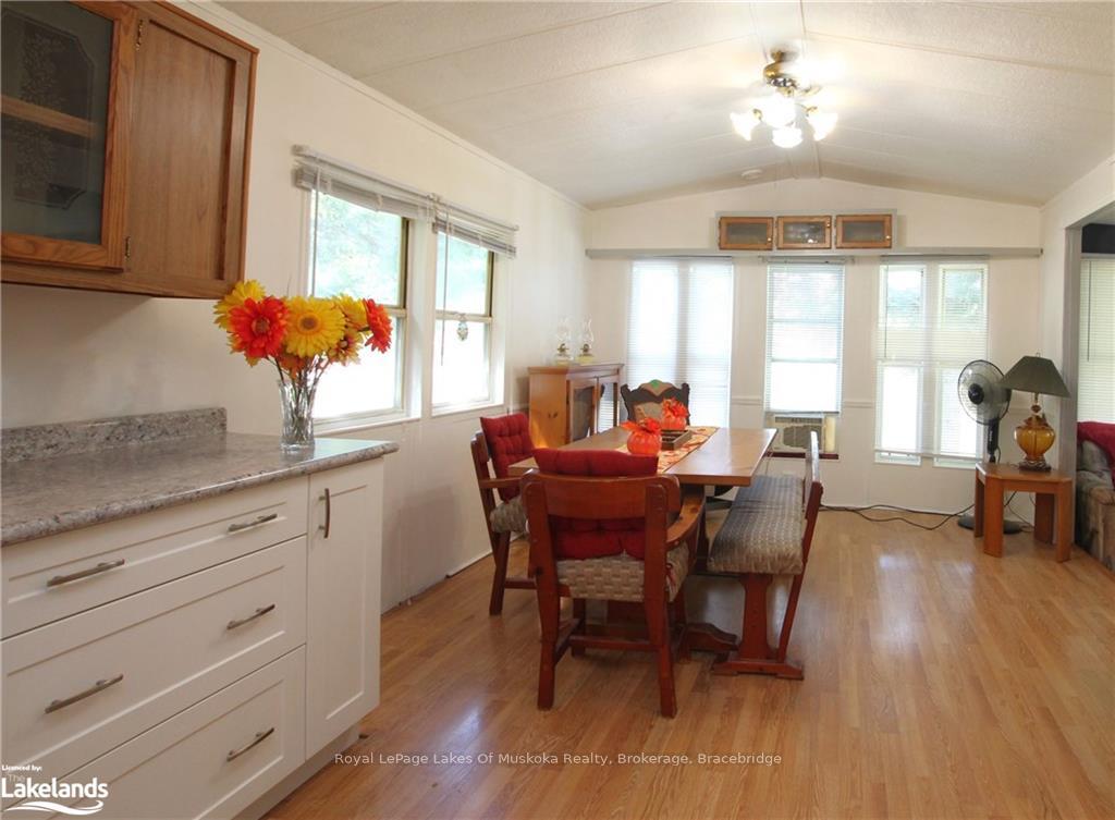 Photo 6 of Unit 92, 1007 Racoon Road, Gravenhurst, Morrison — HOMEH