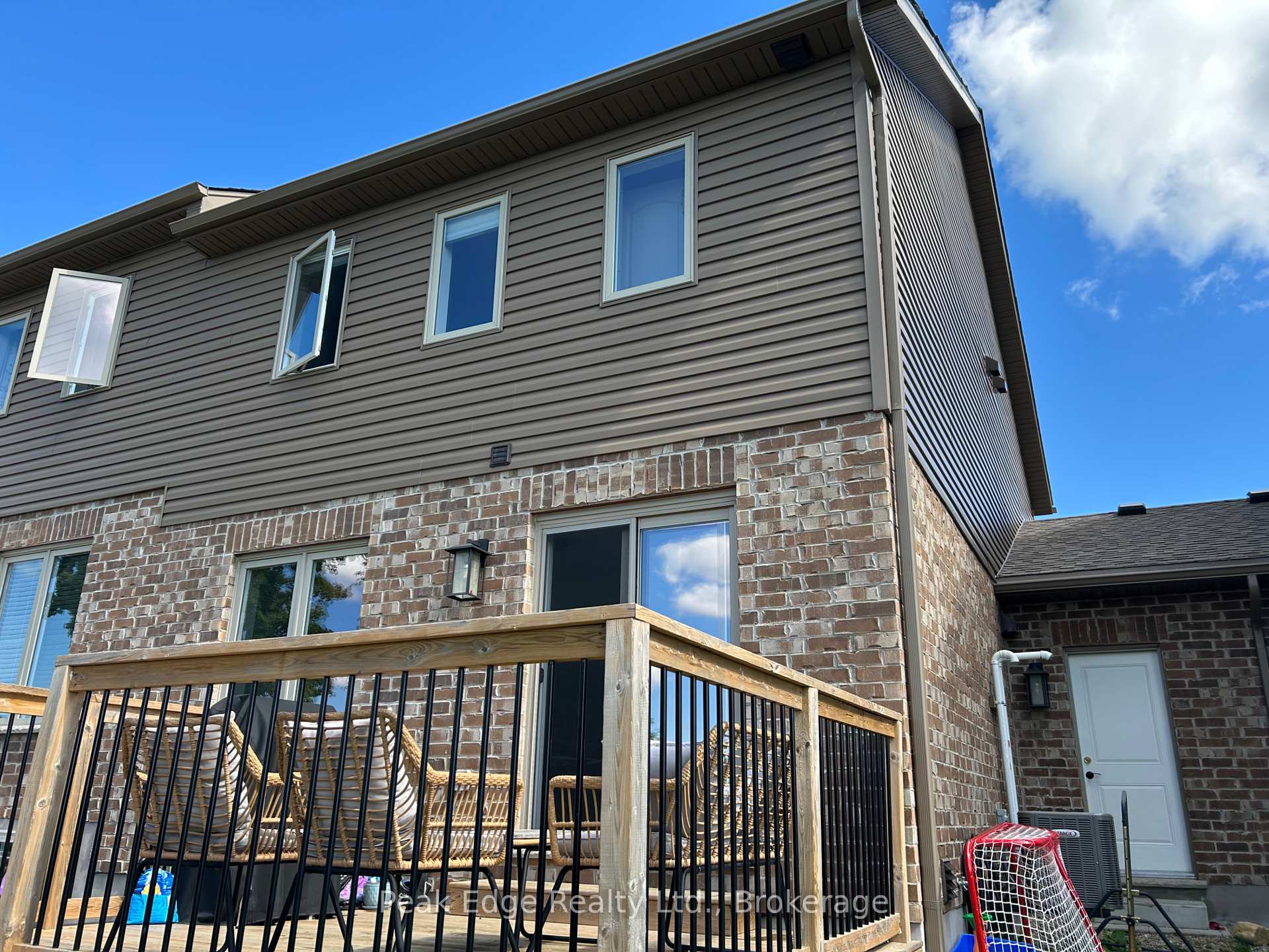 Photo 3 of 158 Stonebrook Way N, Grey Highlands — HOMEH