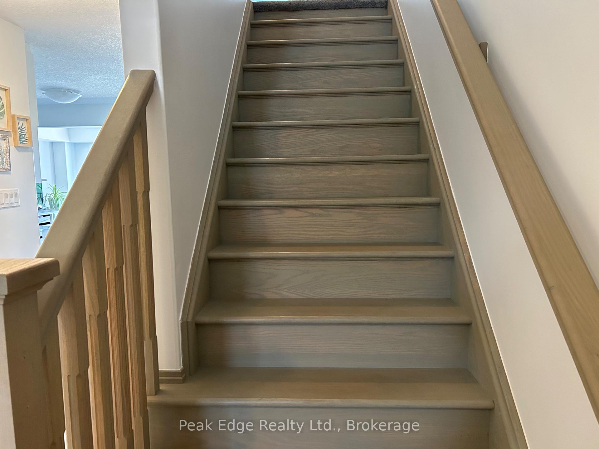 Photo 18 of 158 Stonebrook Way N, Grey Highlands — HOMEH