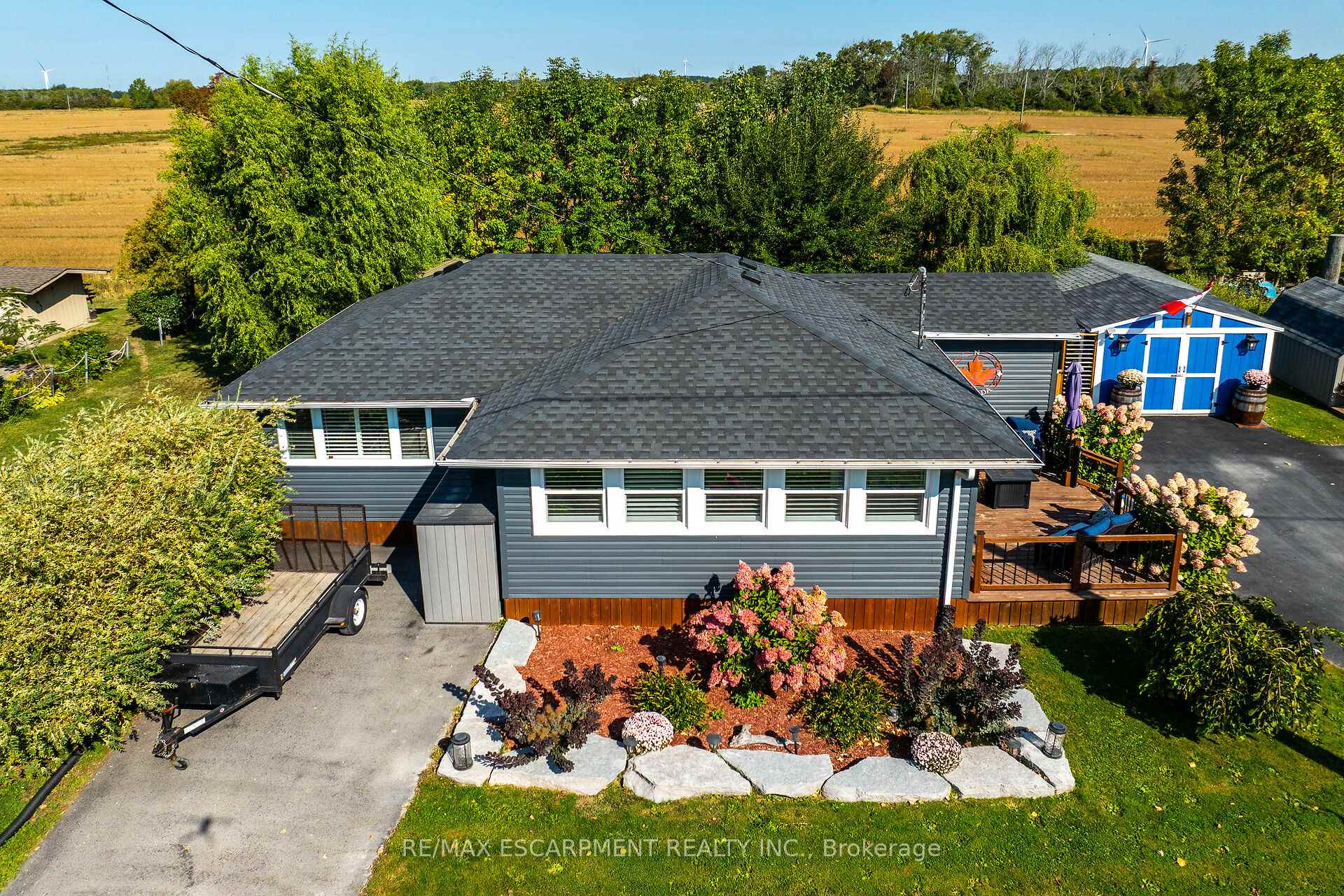 Photo 2 of 2011 Lakeshore Road, Haldimand, Dunnville — HOMEH