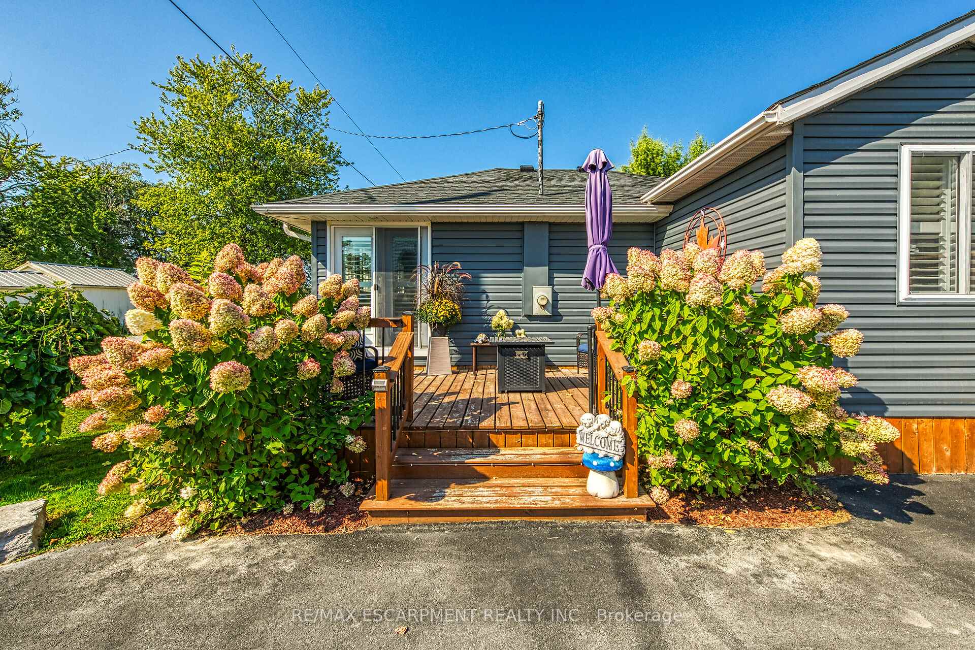 Photo 6 of 2011 Lakeshore Road, Haldimand, Dunnville — HOMEH