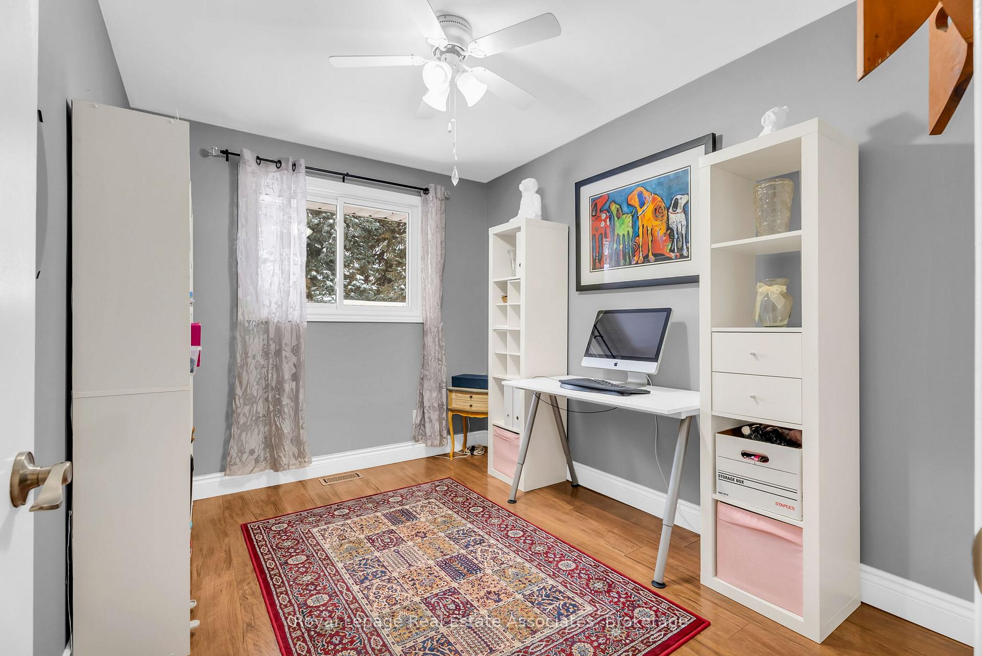 Photo 11 of 12 Carnaby Crescent, Kitchener — HOMEH