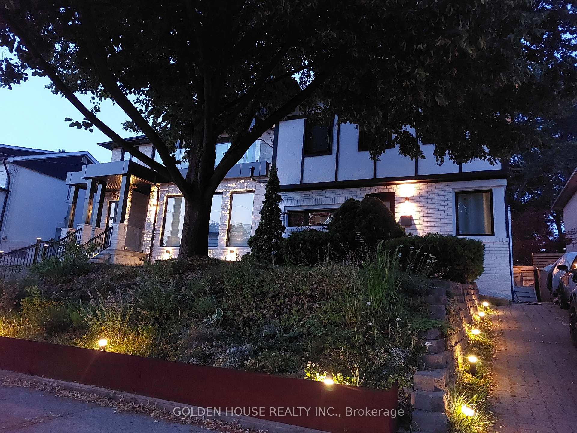 Photo 25 of 21 Thatcher Avenue, Scarborough, Cliffcrest — HOMEH