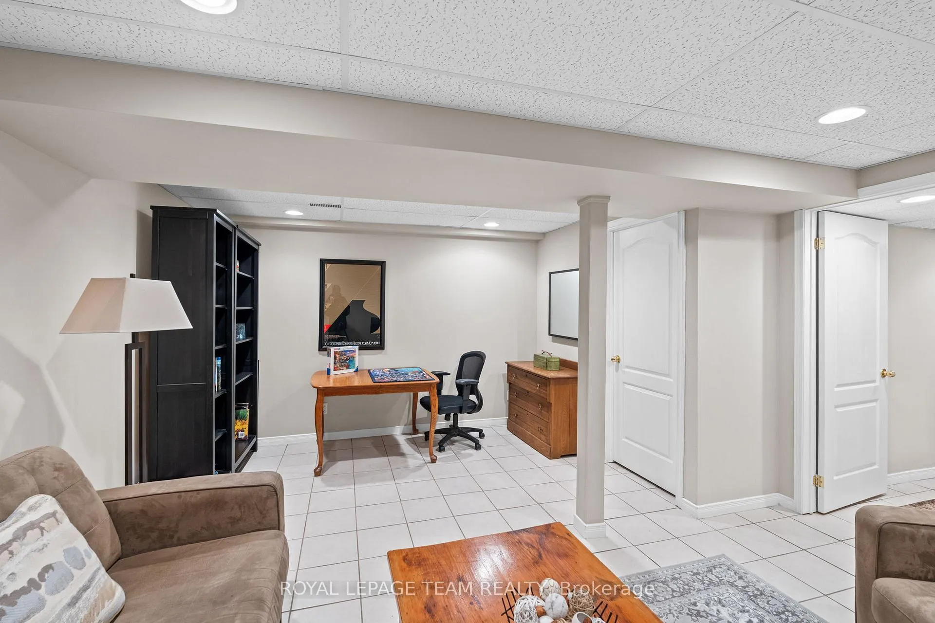 Photo 36 of 32 Whitegate Crescent, Ottawa, Barrhaven - Longfields — HOMEH