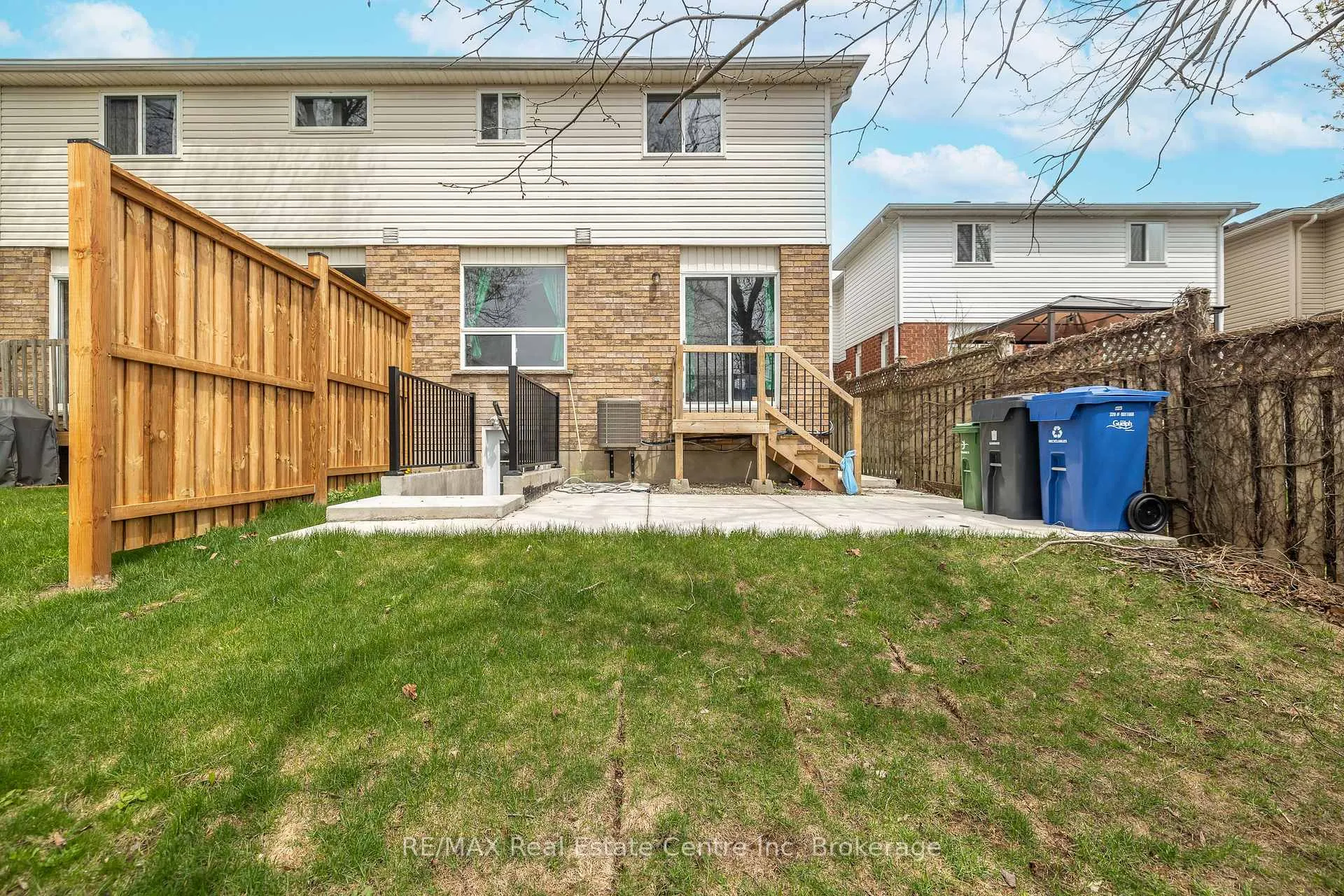 Photo 7 of 36 Raspberry Lane, Guelph, Grange Road — HOMEH