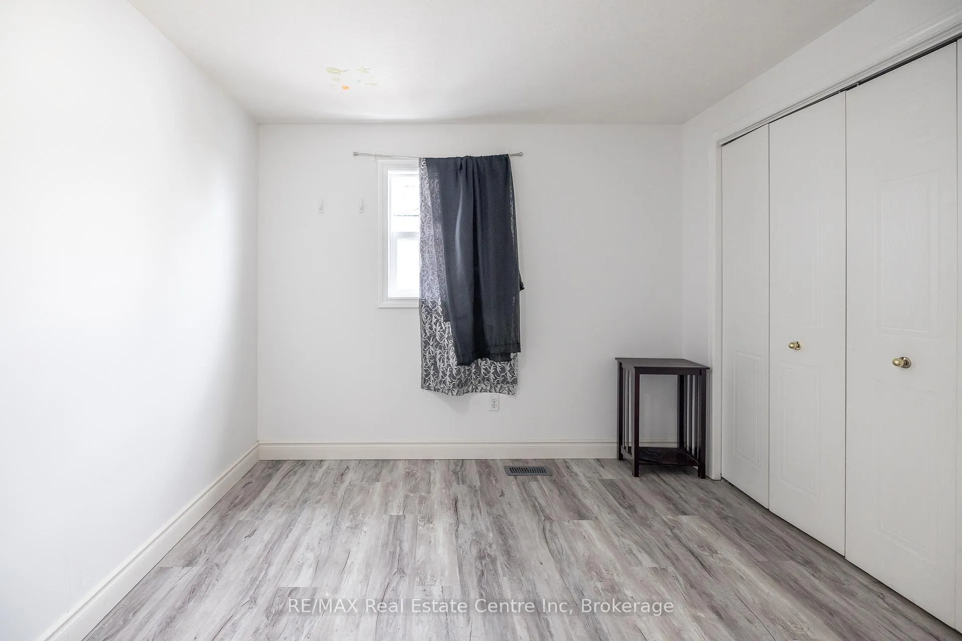 Photo 38 of 36 Raspberry Lane, Guelph, Grange Road — HOMEH