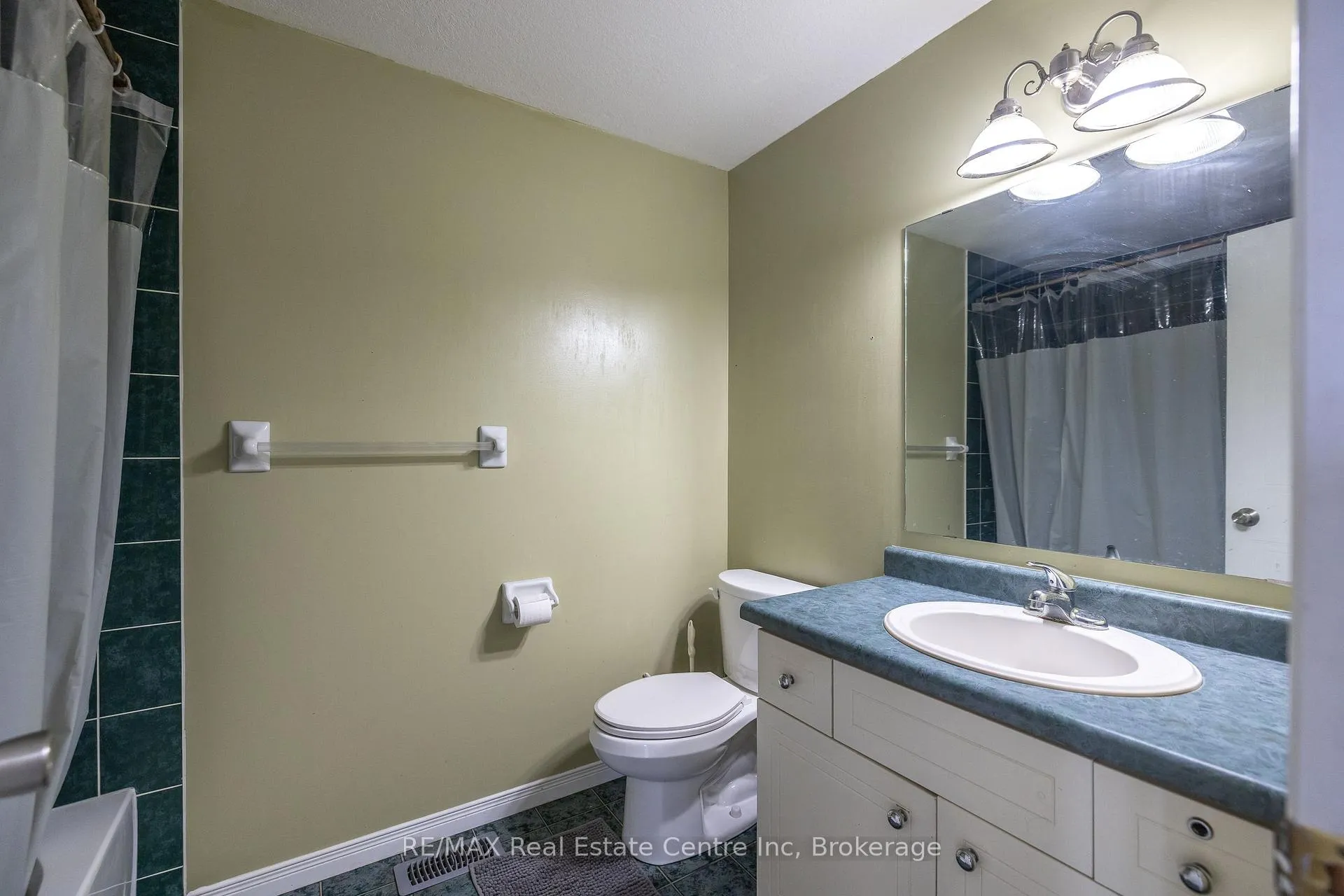 Photo 40 of 36 Raspberry Lane, Guelph, Grange Road — HOMEH
