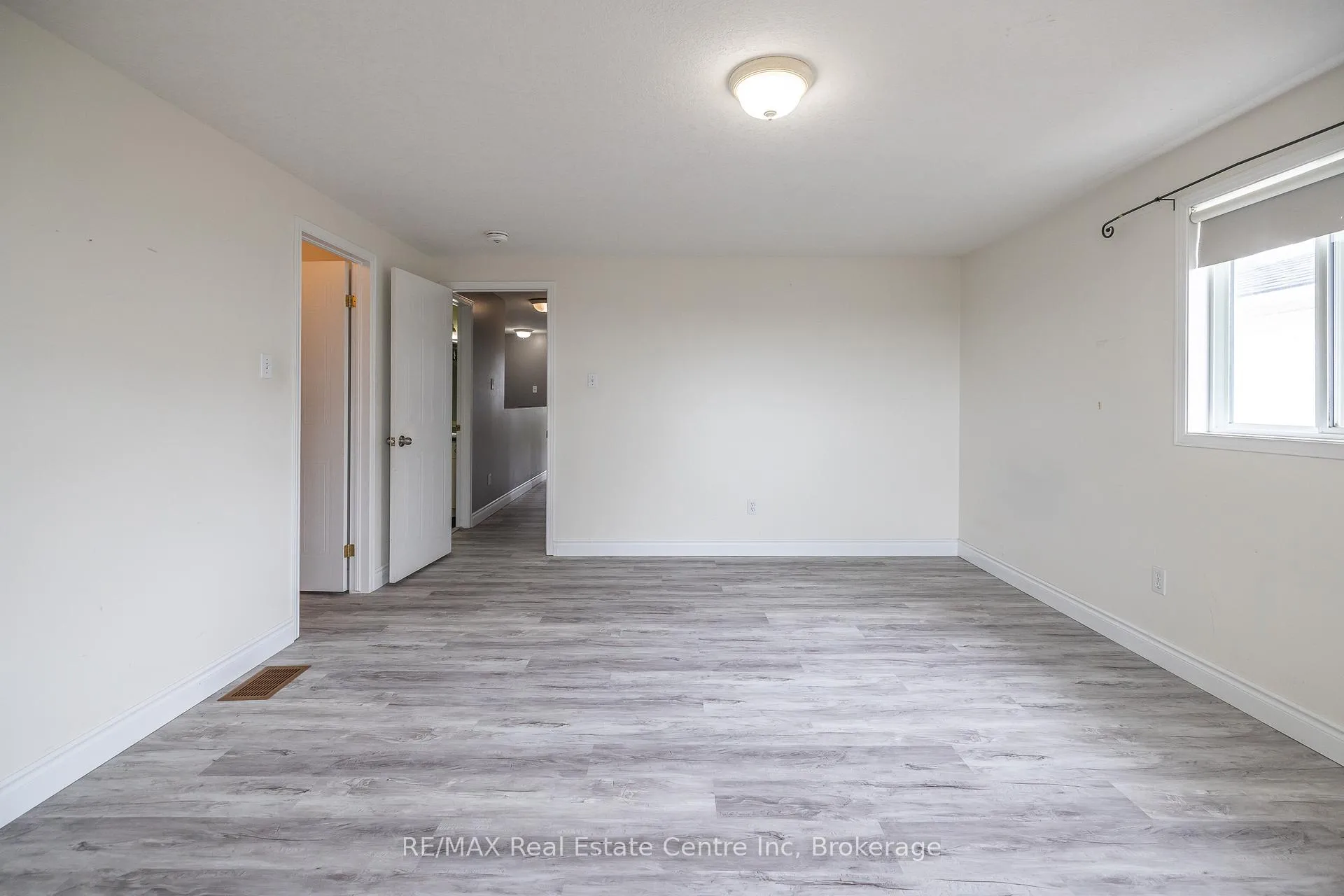 Photo 44 of 36 Raspberry Lane, Guelph, Grange Road — HOMEH