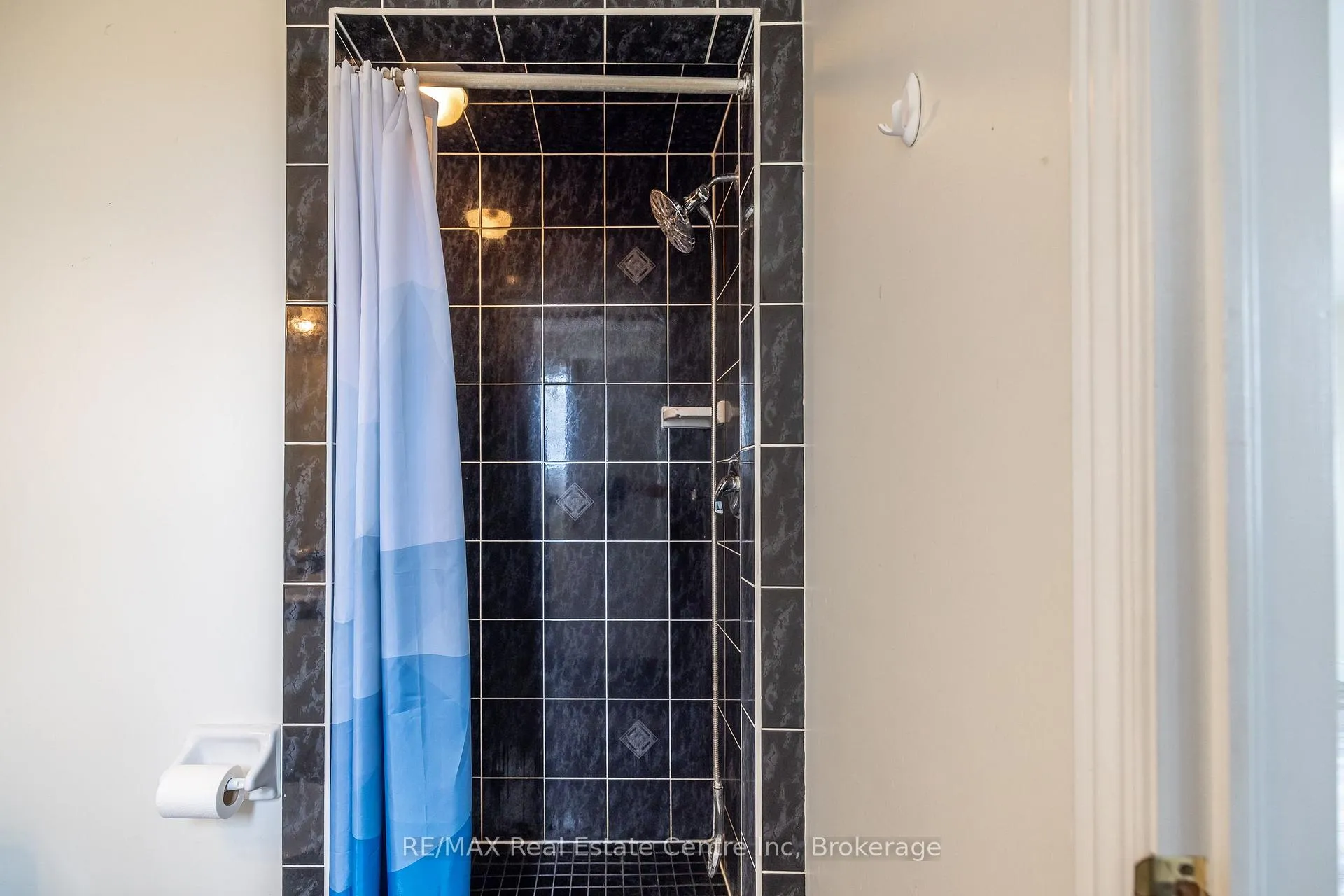Photo 46 of 36 Raspberry Lane, Guelph, Grange Road — HOMEH