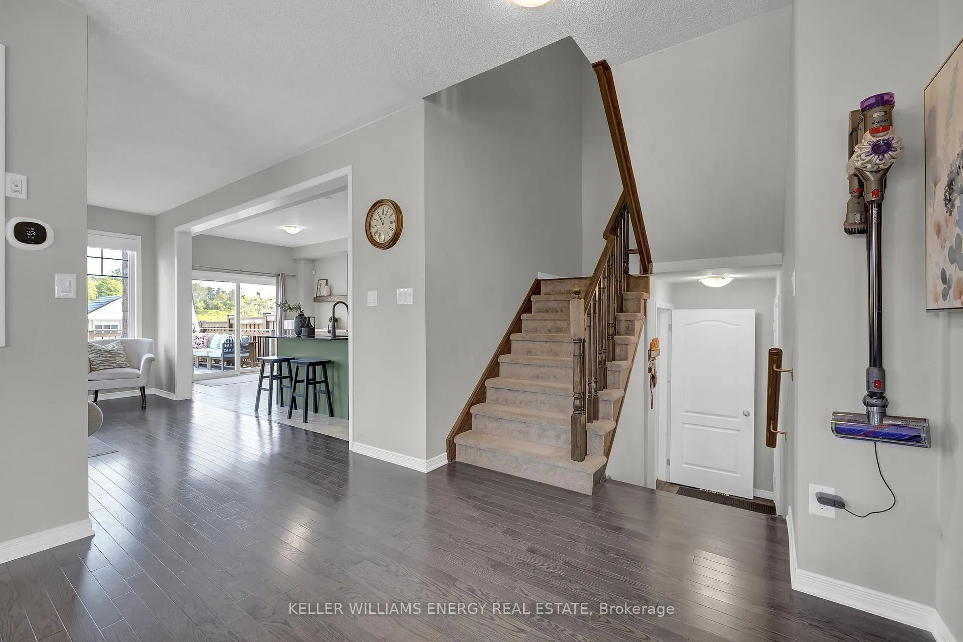 Photo 6 of 52 Ross Wright Avenue, Clarington, Bowmanville — HOMEH