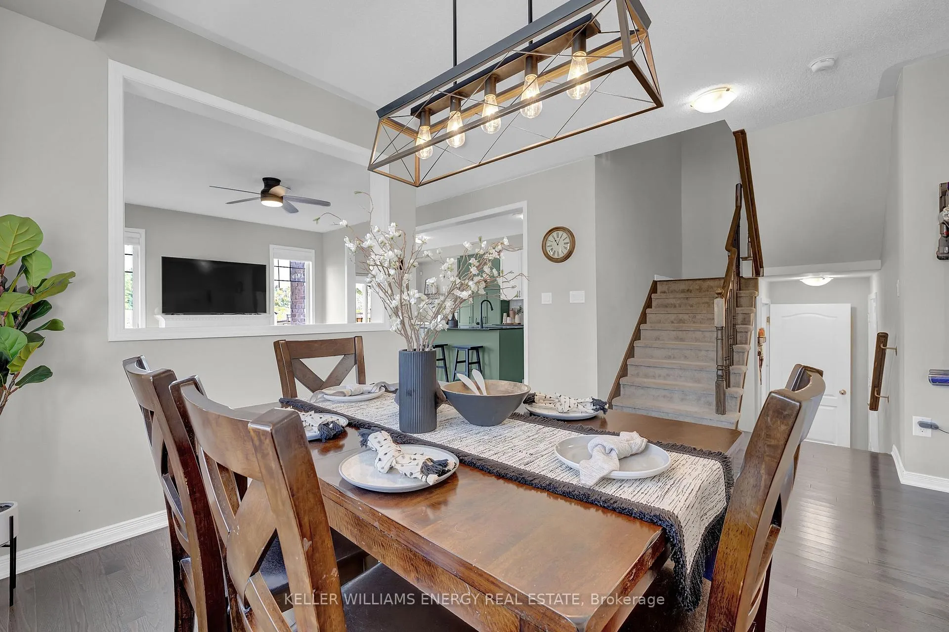 Photo 7 of 52 Ross Wright Avenue, Clarington, Bowmanville — HOMEH