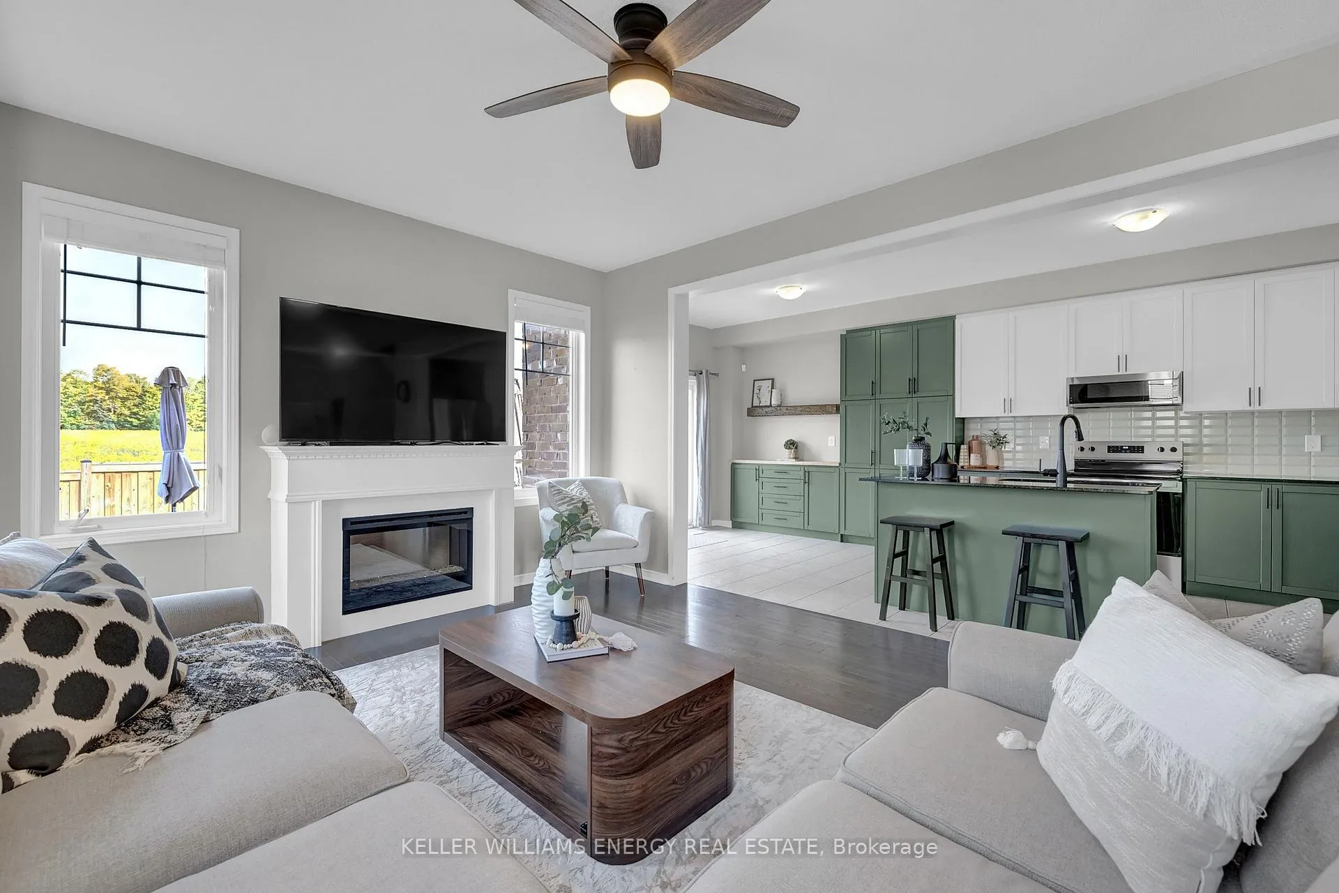 Photo 9 of 52 Ross Wright Avenue, Clarington, Bowmanville — HOMEH